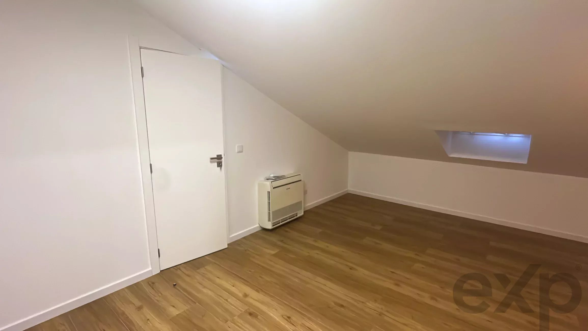 Modern 2-bedroom apartment in Alcabideche 86651620 image 52