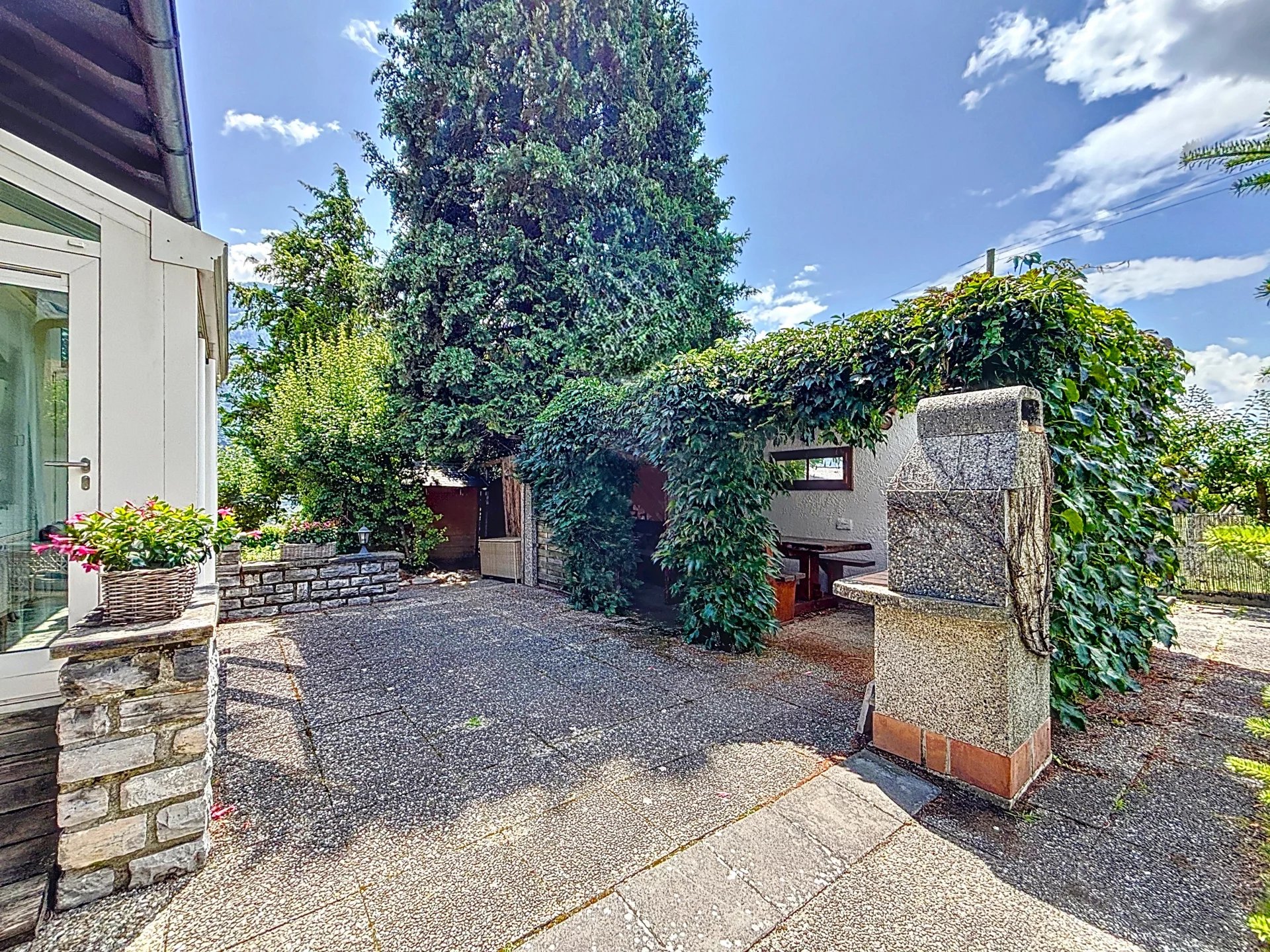 Très belle rénovation pour cette maison de village