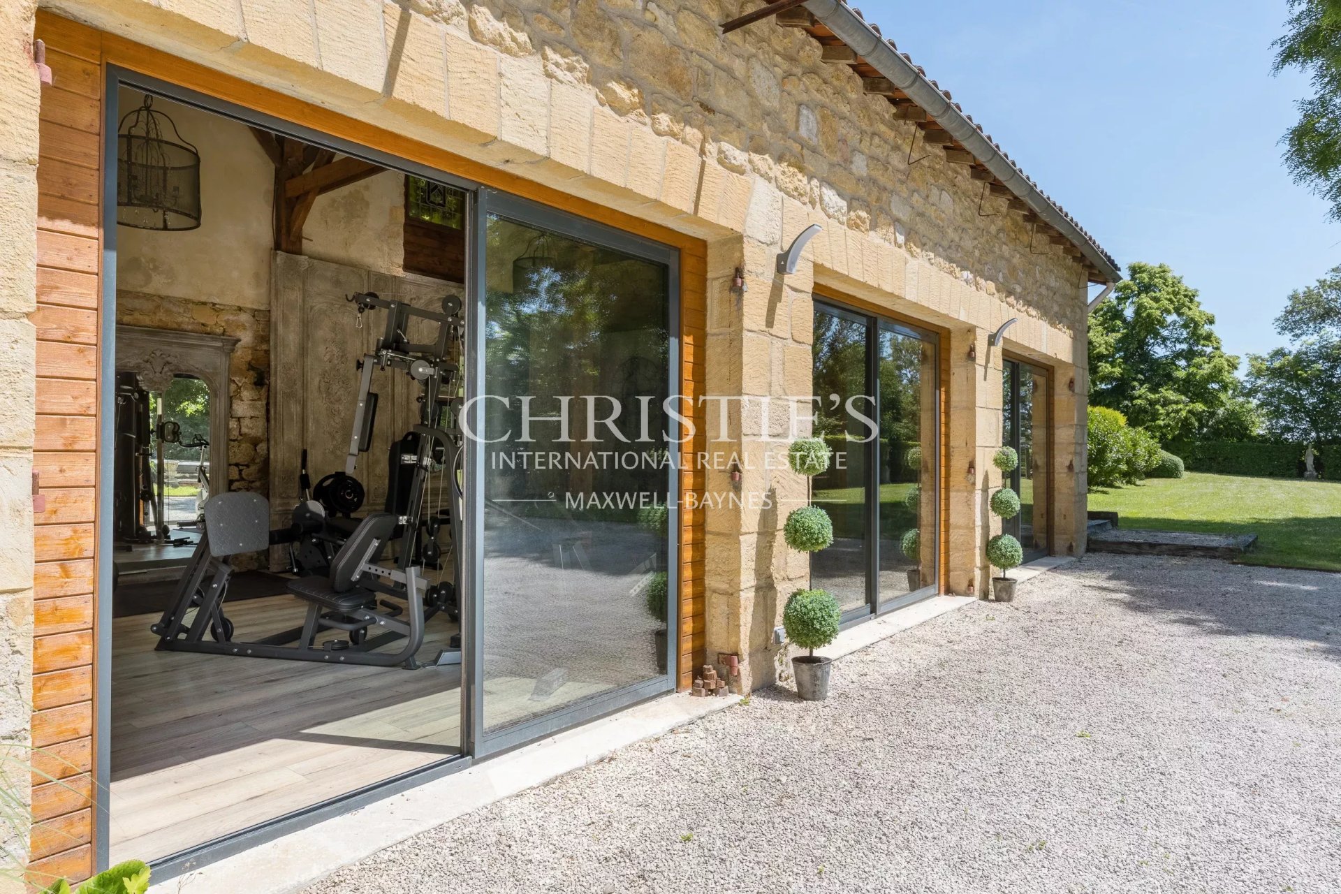 17 Bedroom Chateau's Image 70