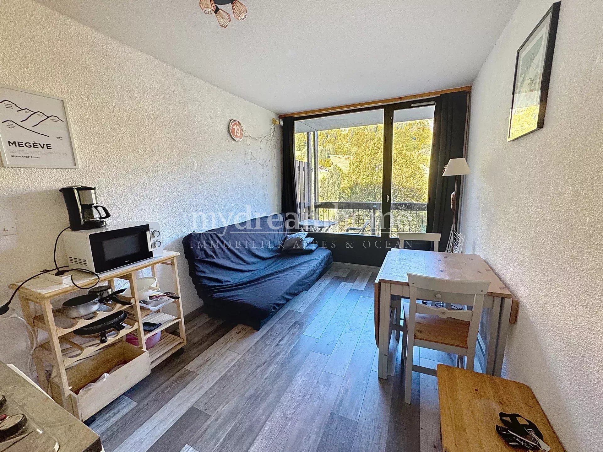 Studio + coin nuit 19,47m² avec vue dégagée à Flumet (73590)