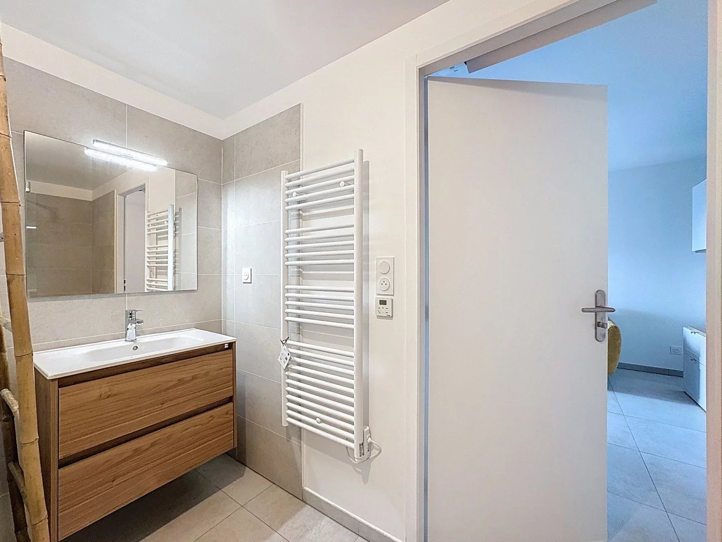 BEAU F1 MEUBLE TERRASSES DE BODICCIONE