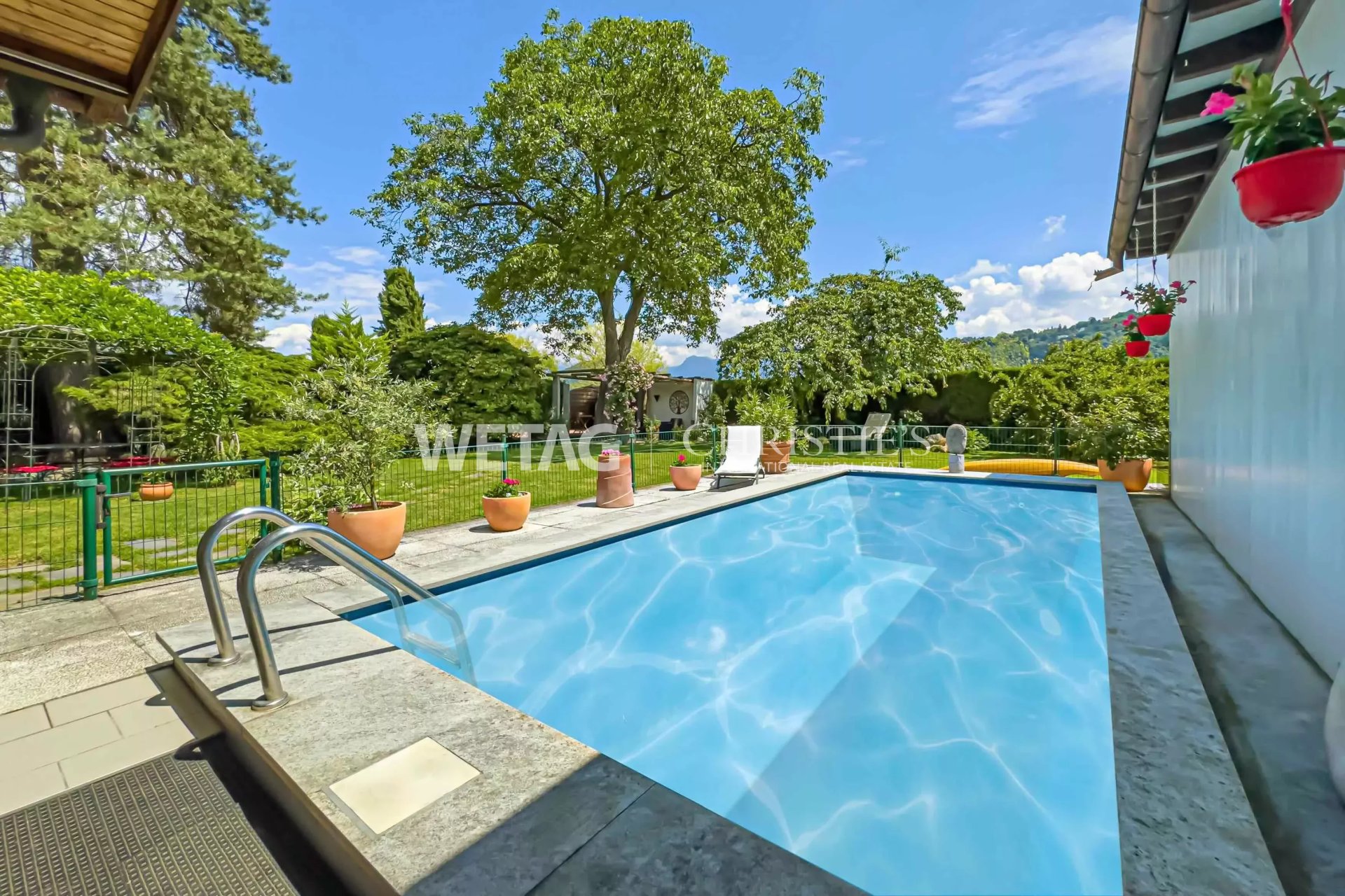 2 Bedroom Villa/Townhouse's Image 3