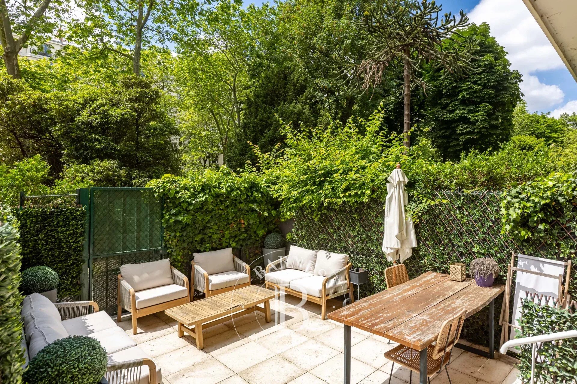 Apartment Neuilly-sur-Seine  -  ref 87034801 (picture 2)
