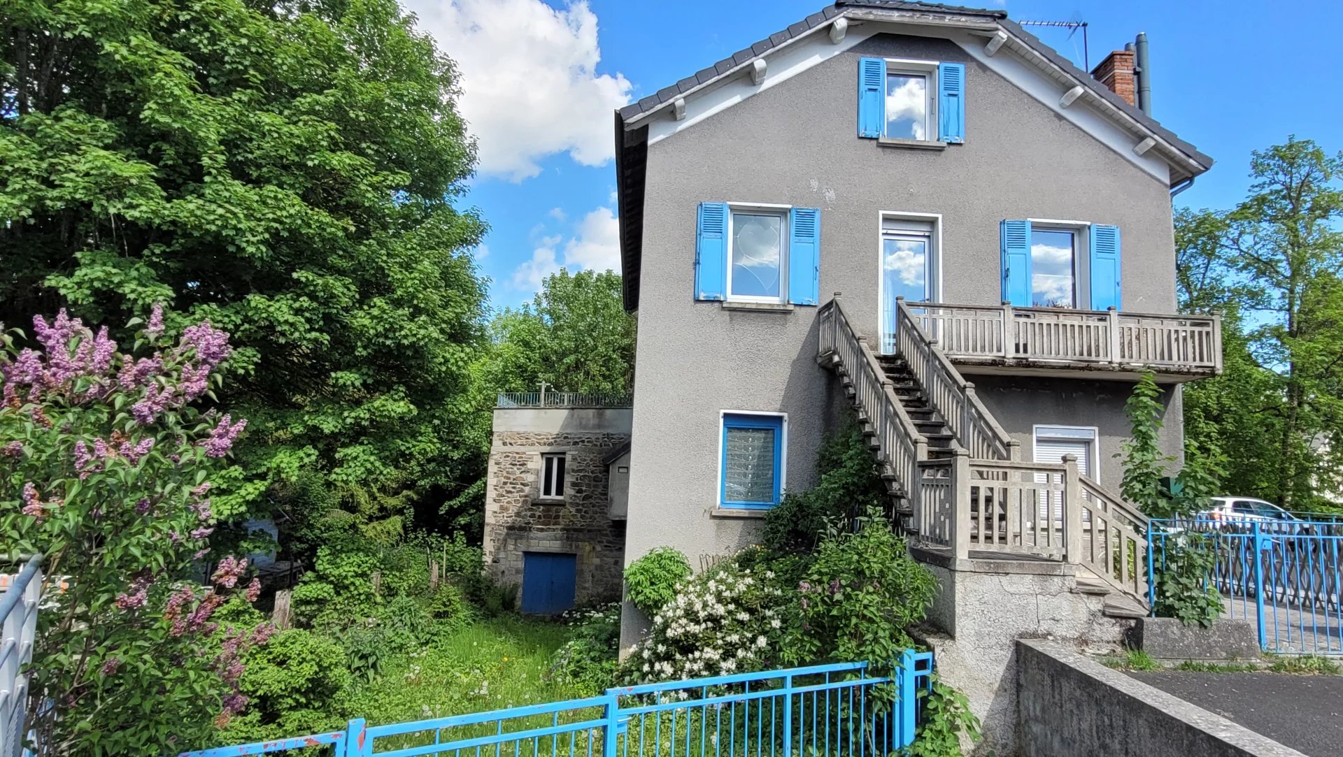 Maison de village au Mazet st Voy