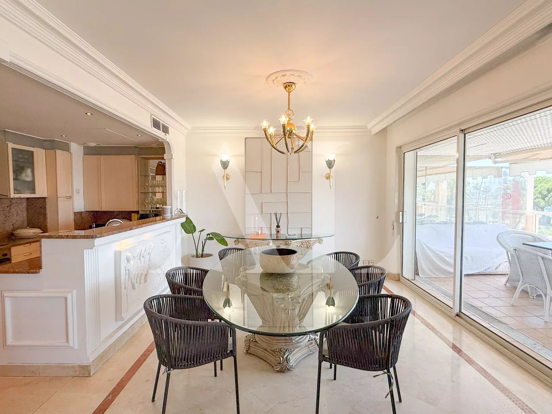 PALAIS NAPOLEON - 4 ROOMS APARTMENT SEA VIEW