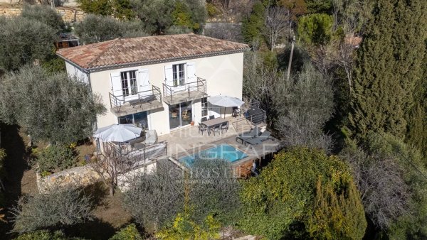 Lovely house in an elevated position with panoramic views — photo 1