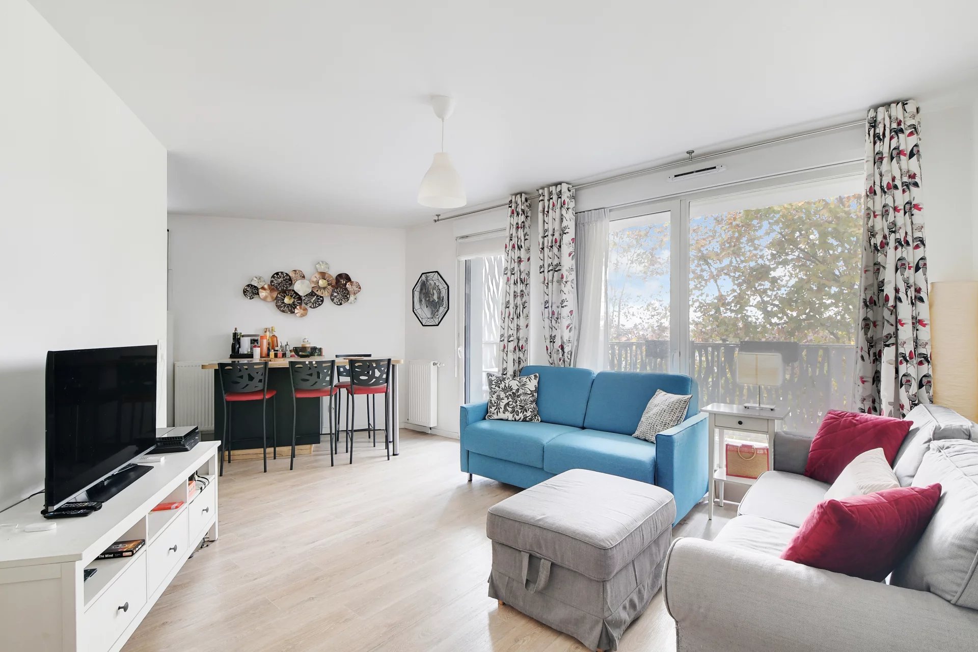 4 pièces Terrasse Vue Dégagée Sacré coeur / 83m2 / Ligne 12 Aube - Image Array