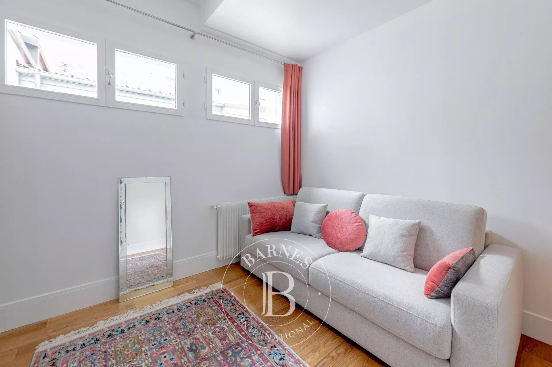 Paris  - House 3 Bedrooms - picture 6