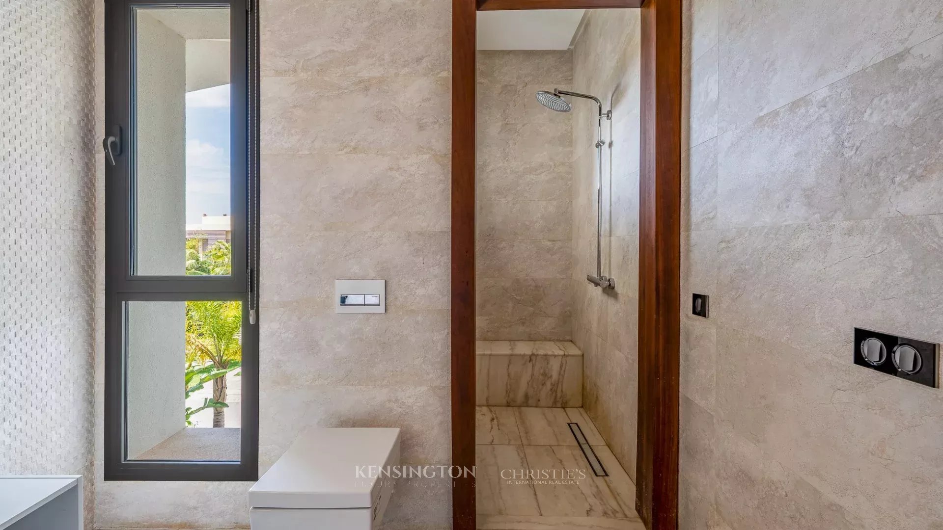 5 Bedroom Villa/Townhouse's Image 39