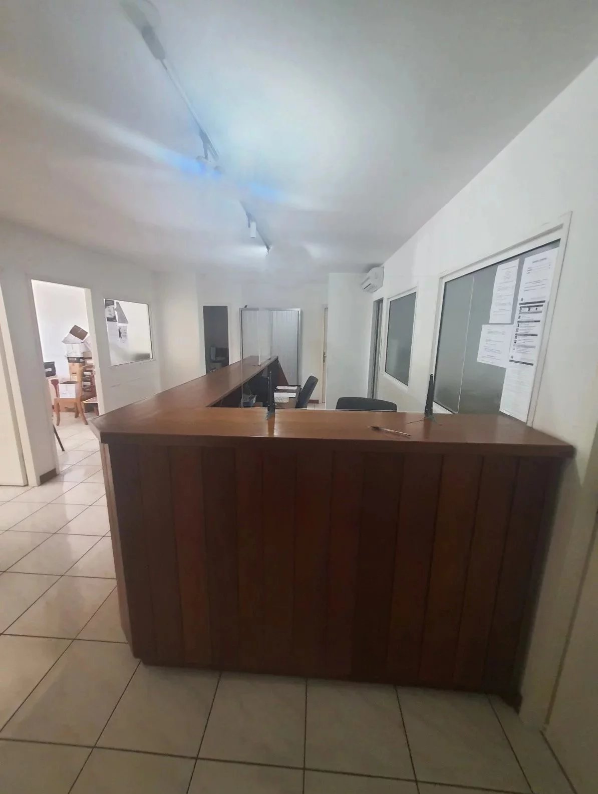 Rental Local Saint-Denis