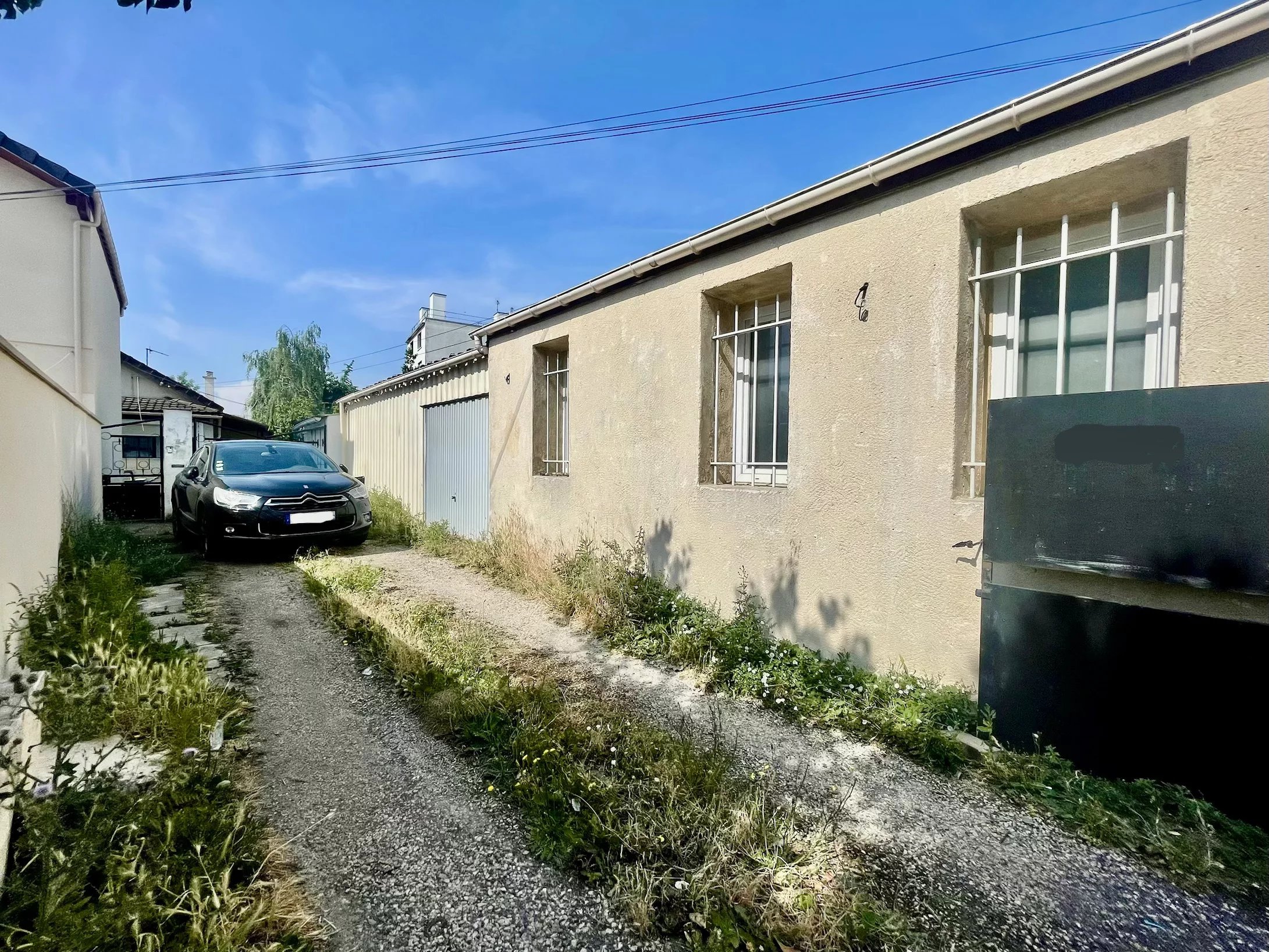 Entrepôt 60m2 à Drancy - Emplacement Premium - Idéal Investisseur ou Professionnel !