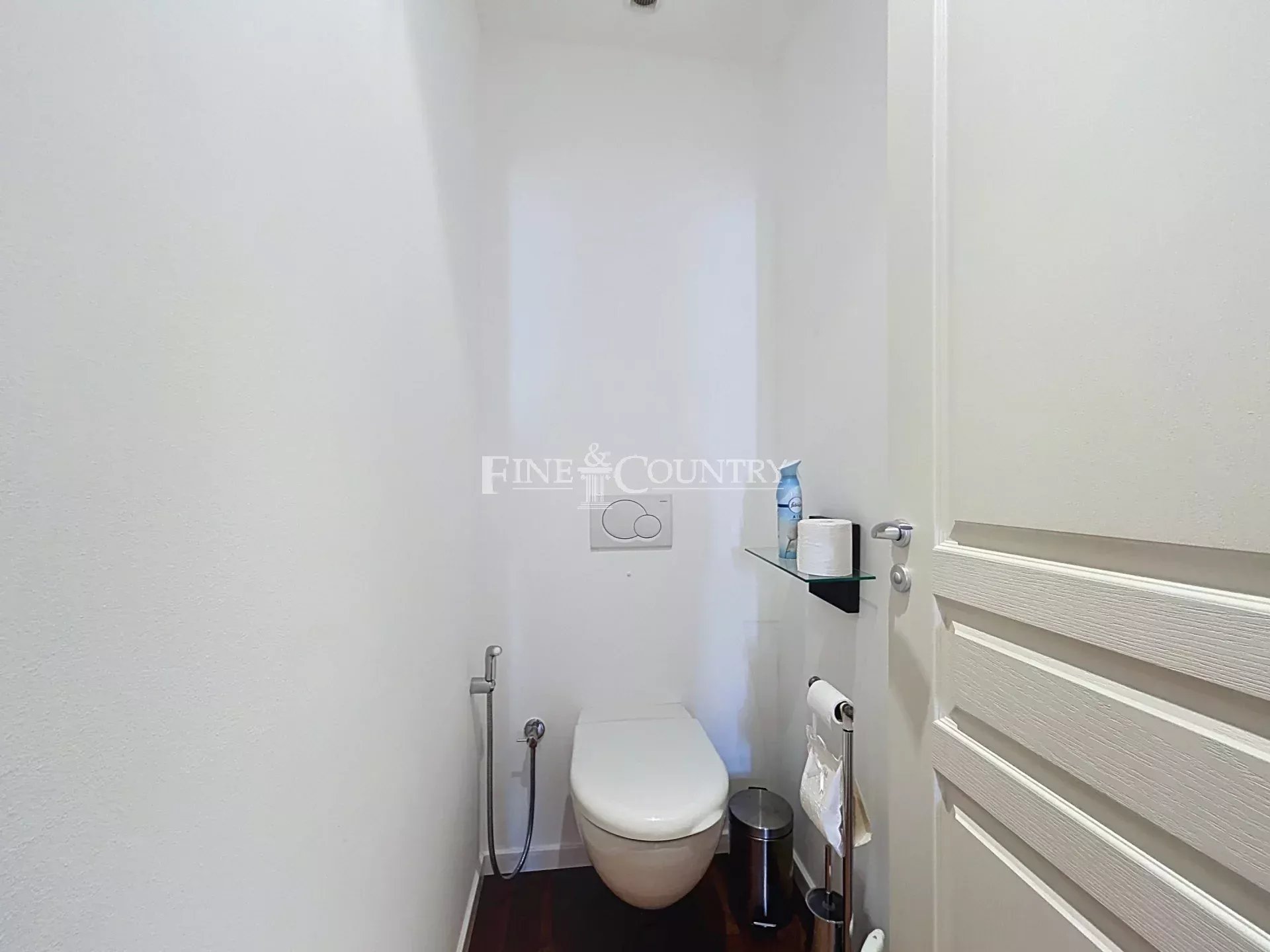 Photo of Appartment 3 bedrooms for sale in Cannes Banane