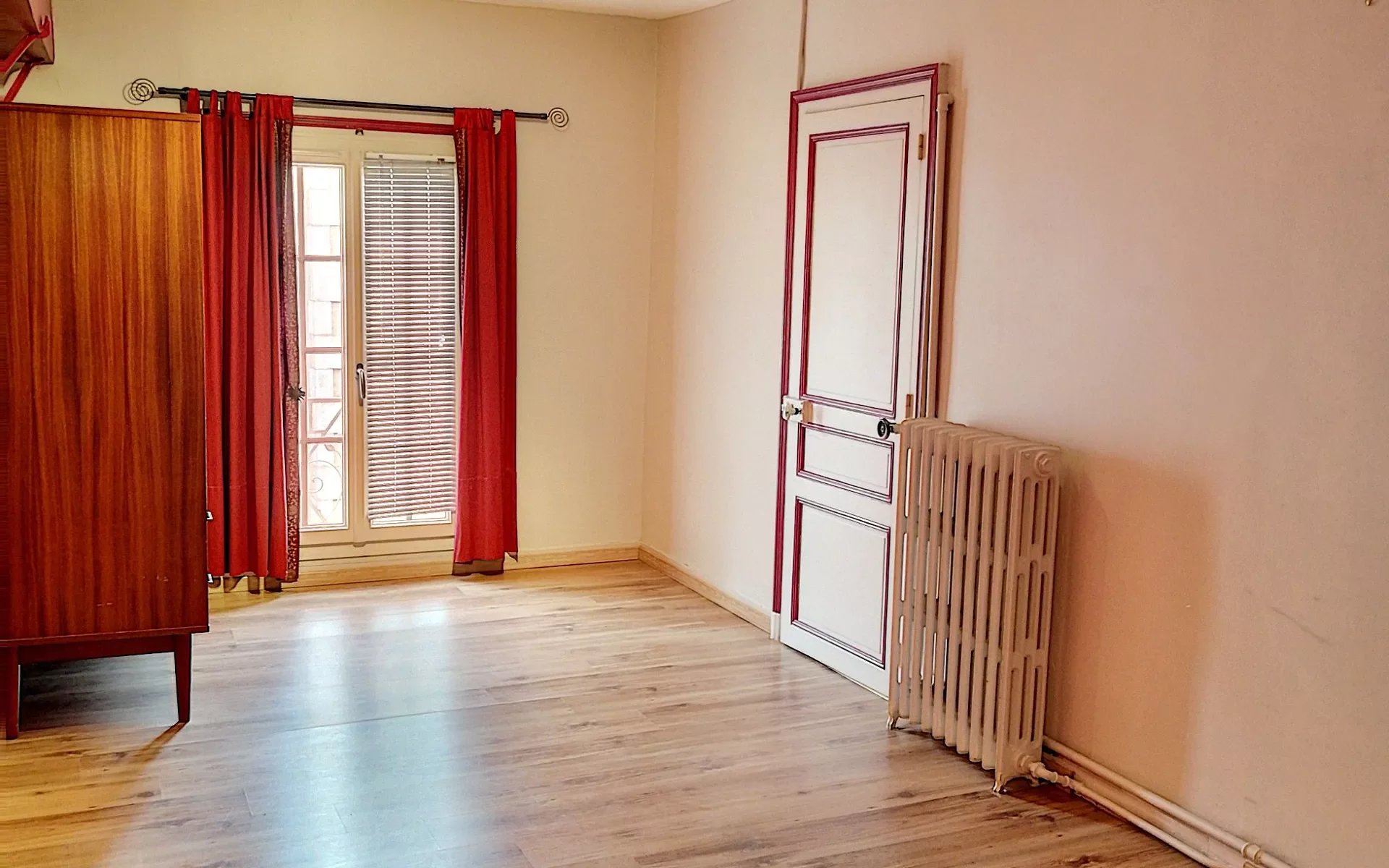 MAISON 146 M² + BOUTIQUE - FORT POTENTIEL — photo 4