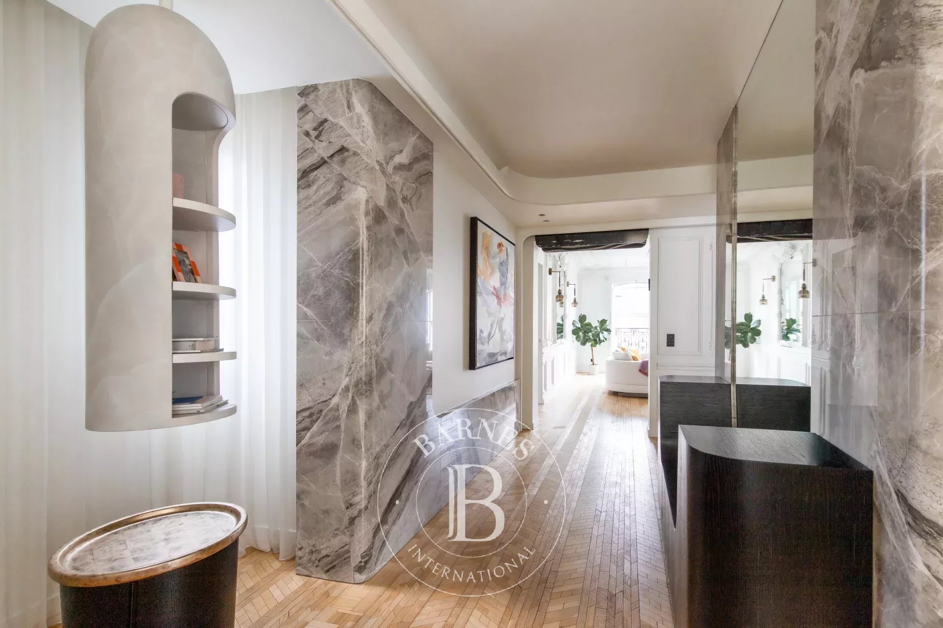 Daire Paris 8ème - picture 4