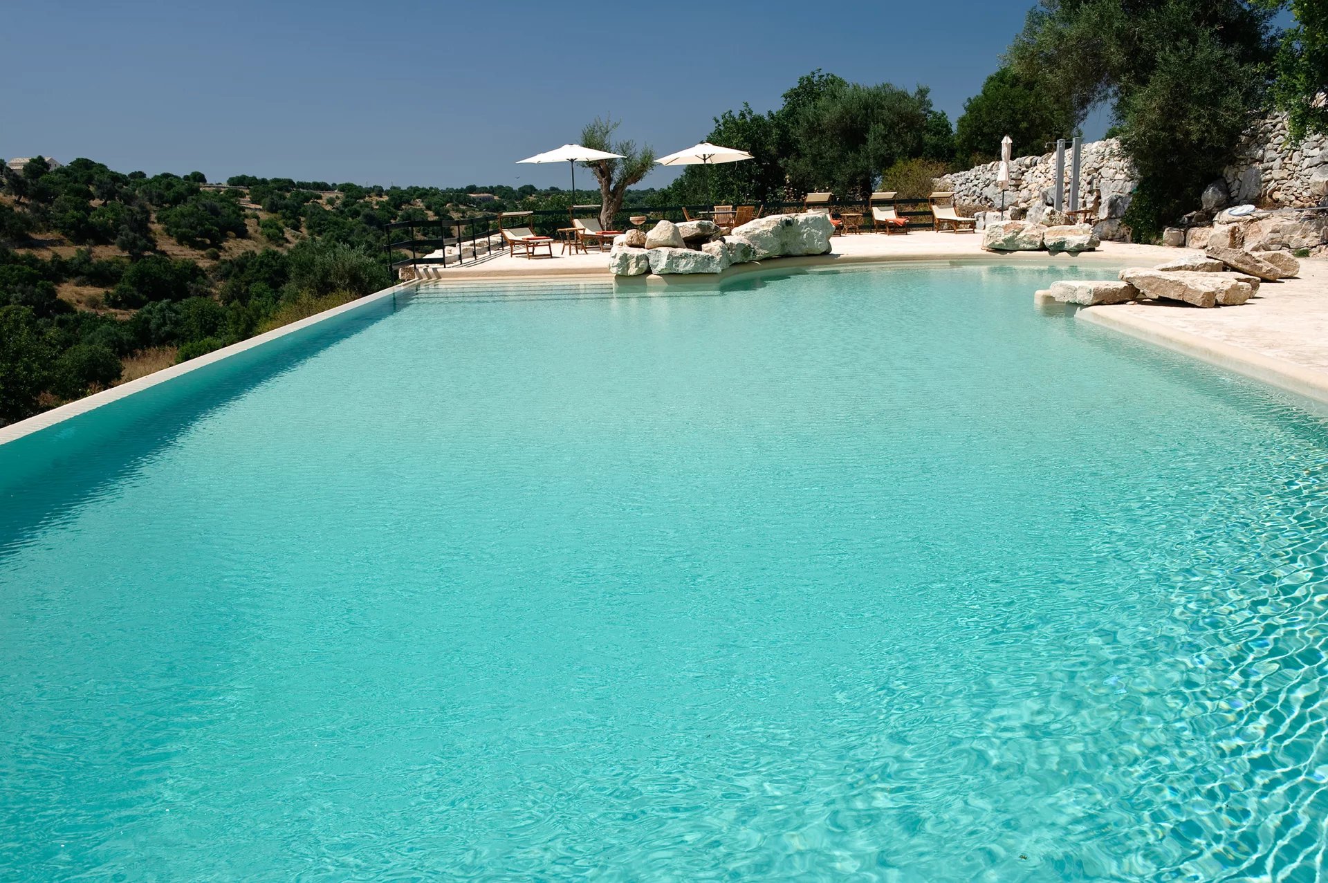 SICILE, RAGUSA, APPARTEMENT AVEC PISCINE POUR 5 PERSONNES