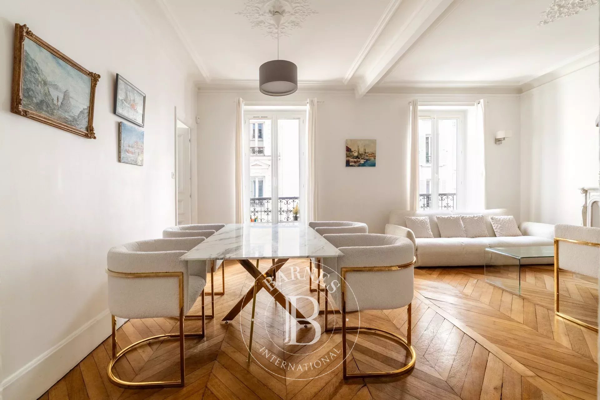 Daire Levallois-Perret