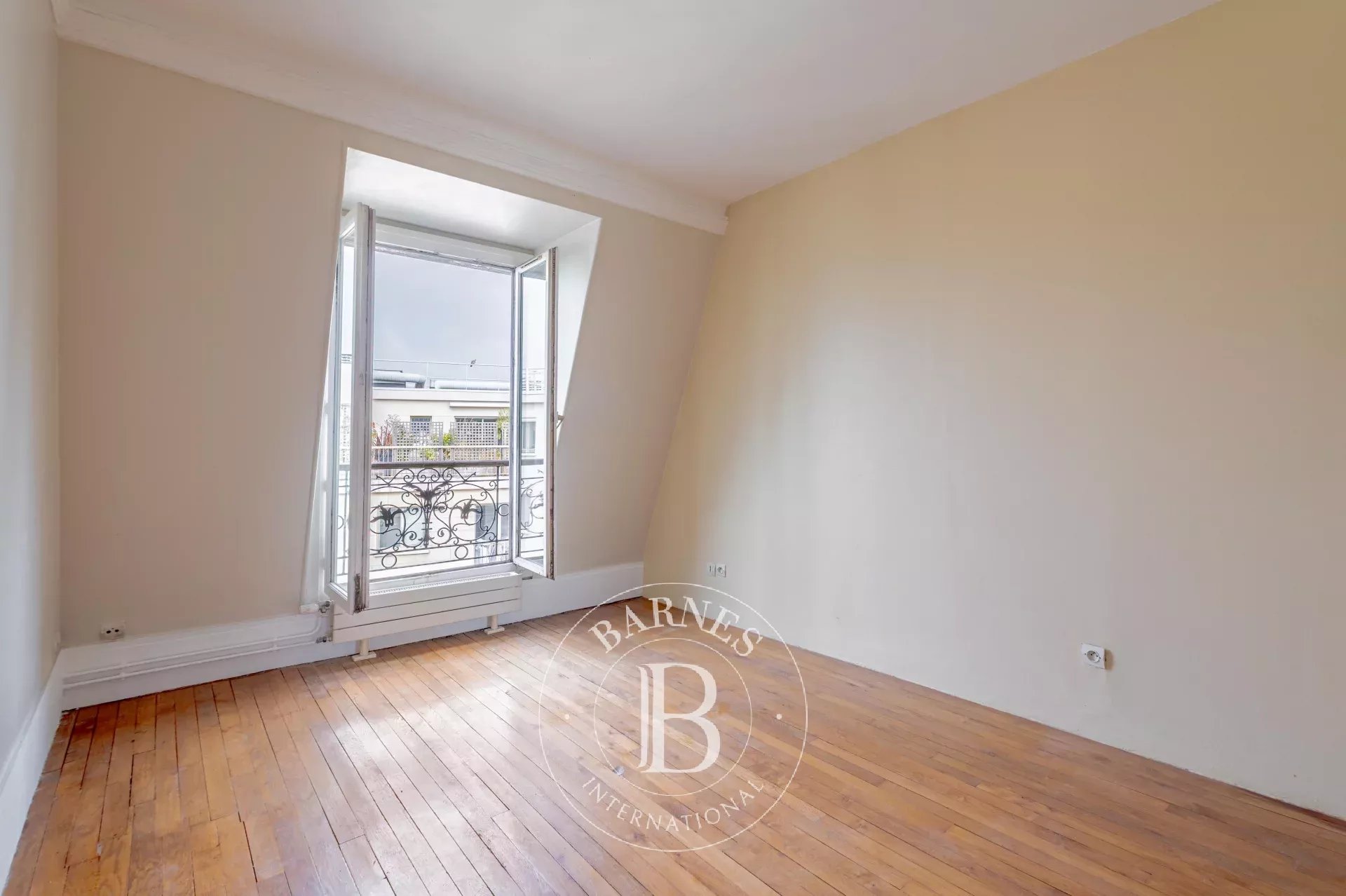 Daire Paris 5ème - picture 6