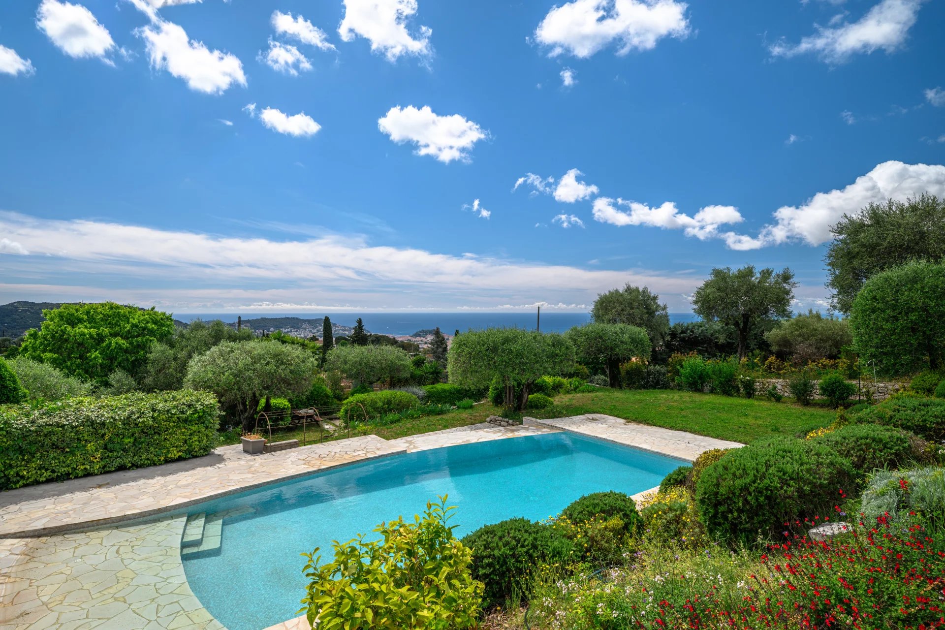 PROPRIÉTÉ VUE PANORAMIQUE MER NICE GAIRAUT — photo 18