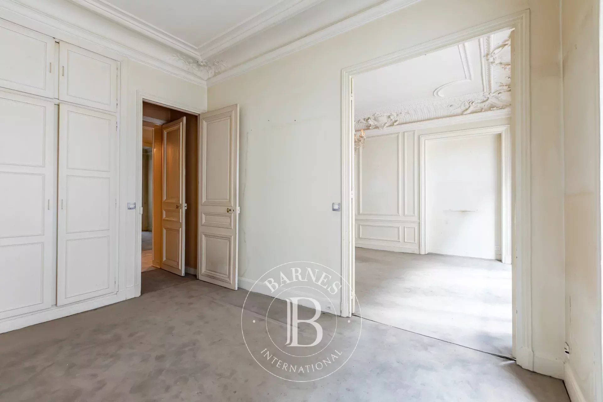 Daire Paris 8ème - picture 5