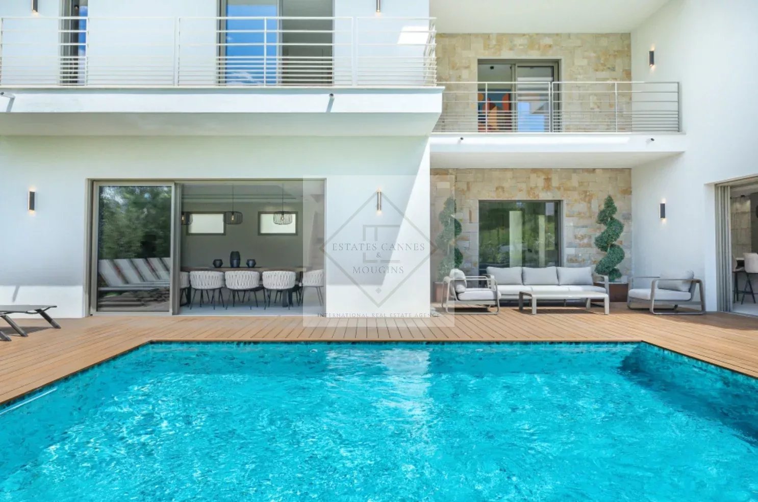 Grande villa d’exception à Mougins avec piscine, vue panoramique et deux maisons indépendantes — photo 28