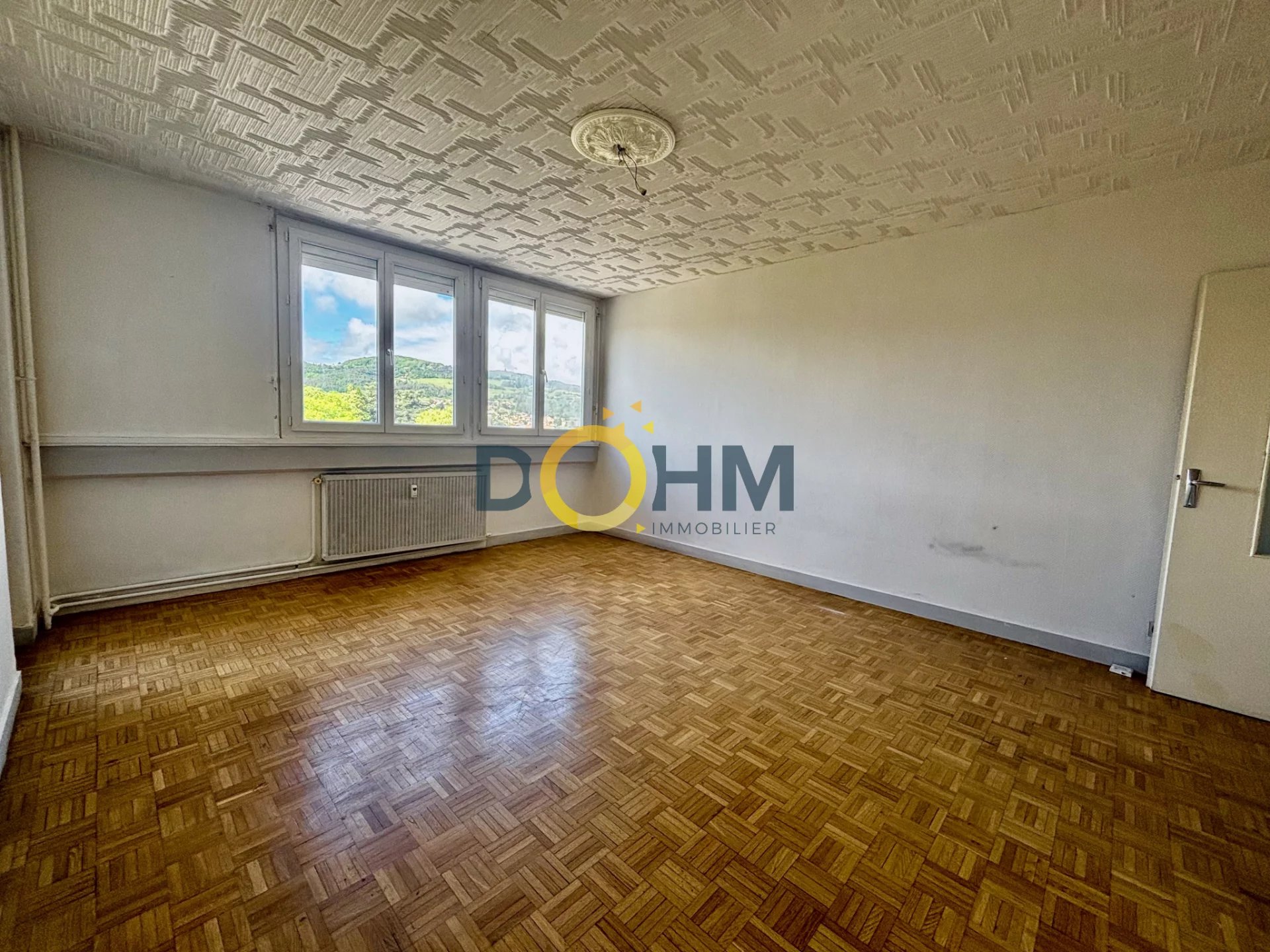 Appartement T3 de 63 m2   Parking   Vue dégagée   Résidence