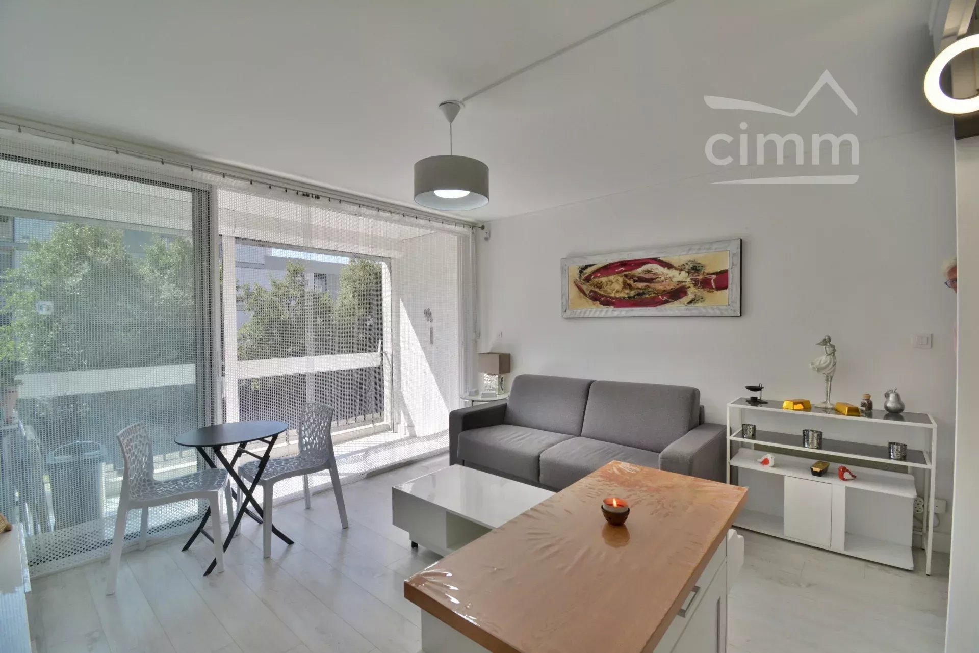 Agence immobilière de 