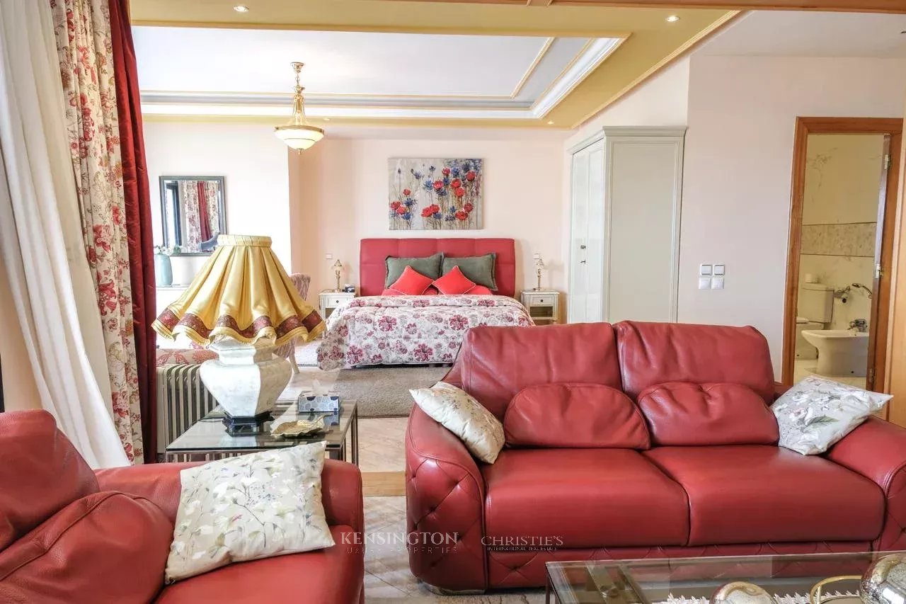 4 Bedroom Villa/Townhouse's Image 17