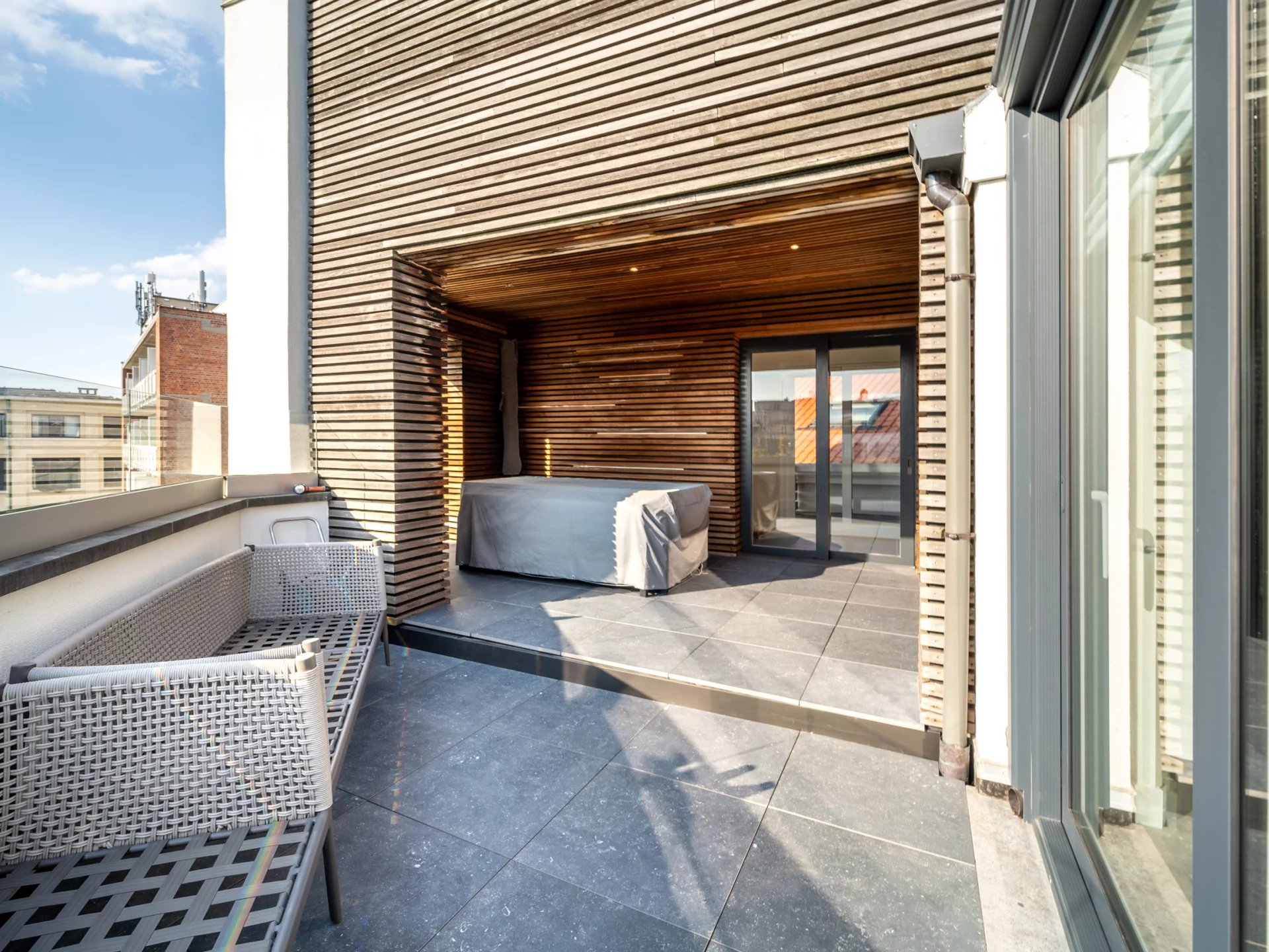 Ixelles - Penthouse 4 chambres 1 parking