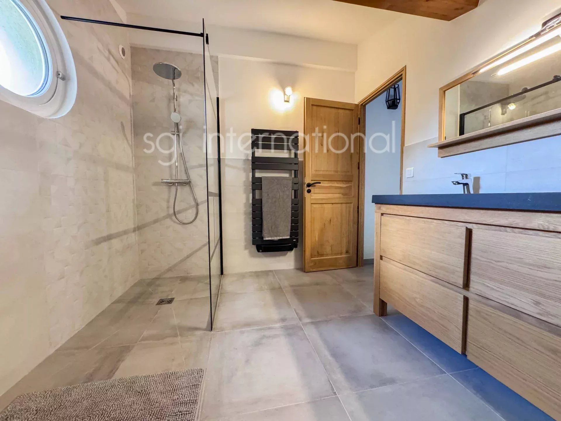 La Garde Freinet - renovated villa 1.5km from the village.