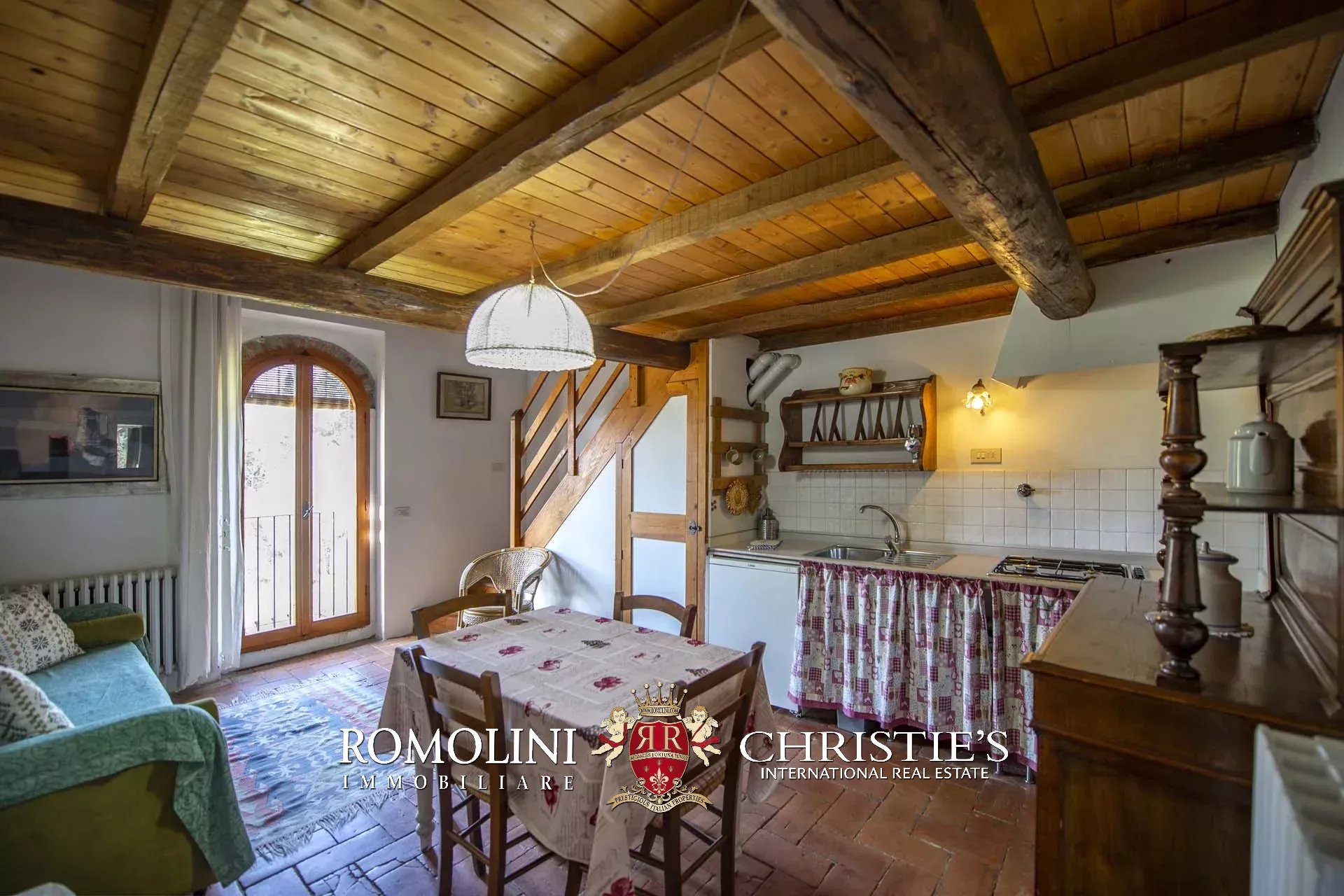 11 Bedroom Villa/Townhouse's Image 38
