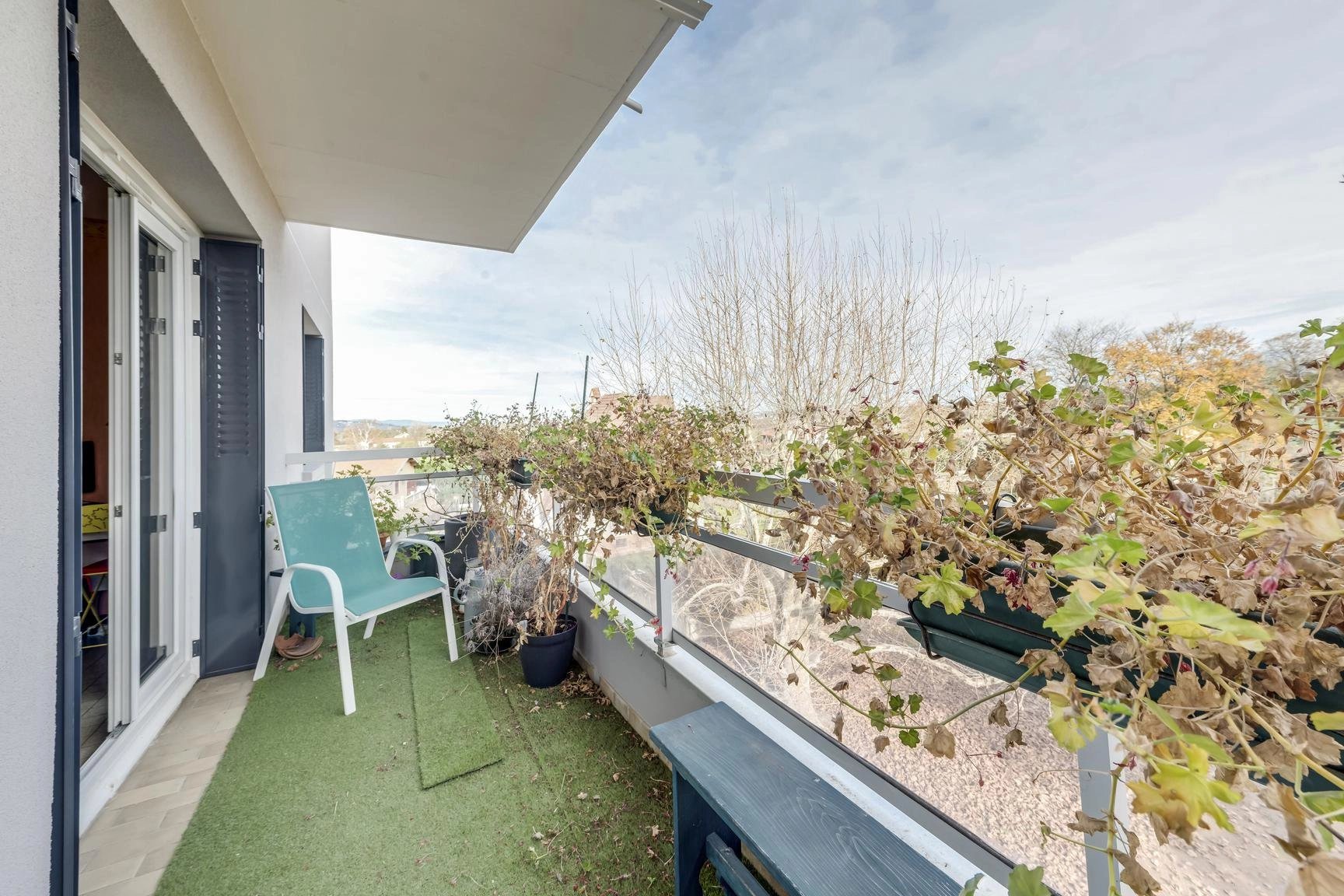 Appartement T3 avec balcon - Les Chères 69380