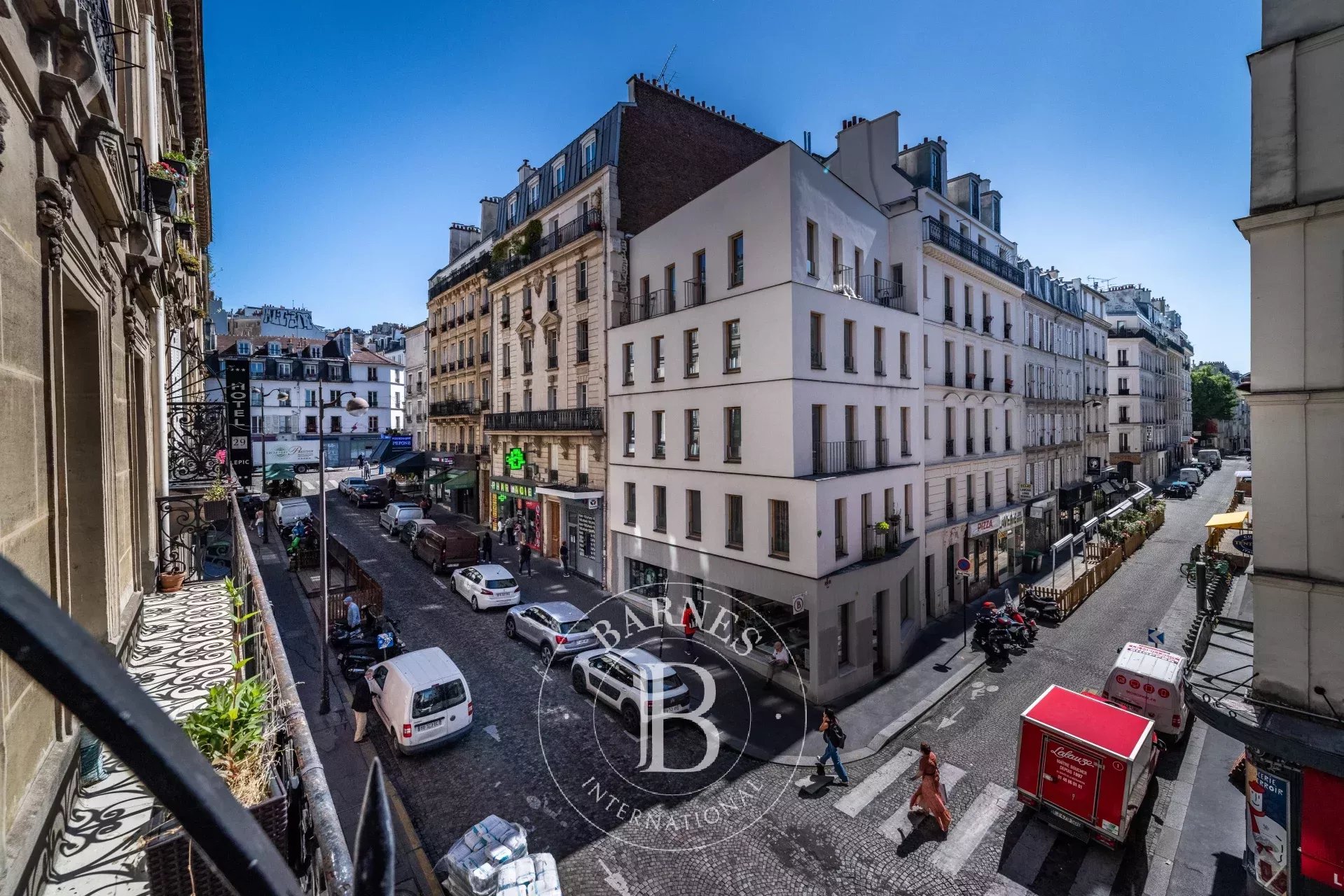 Daire Paris 18ème - picture 12