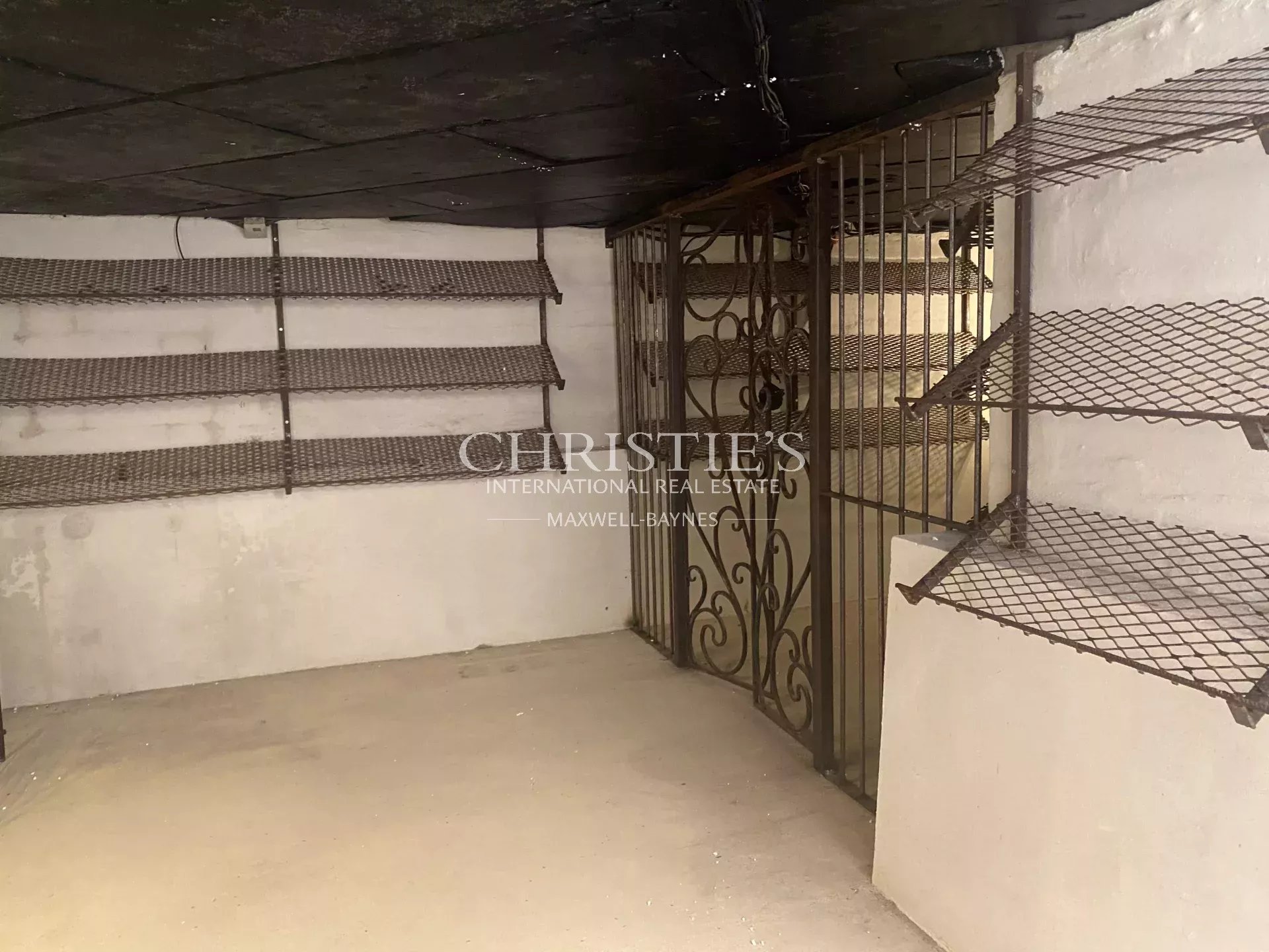 4 Bedroom Villa/Townhouse's Image 15
