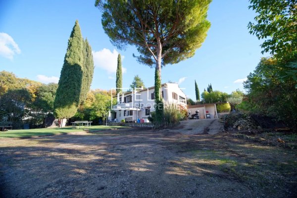 9 ROOMS VILLA OF 200 m² + POOL MOUANS-SARTOUX — photo 5