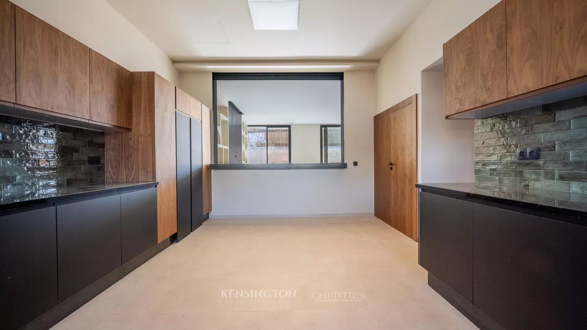 5 Bedroom Villa/Townhouse's Image 10