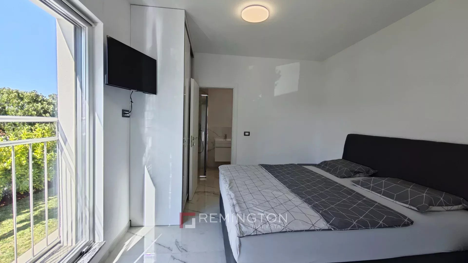 Villa/Townhouse's Image 3