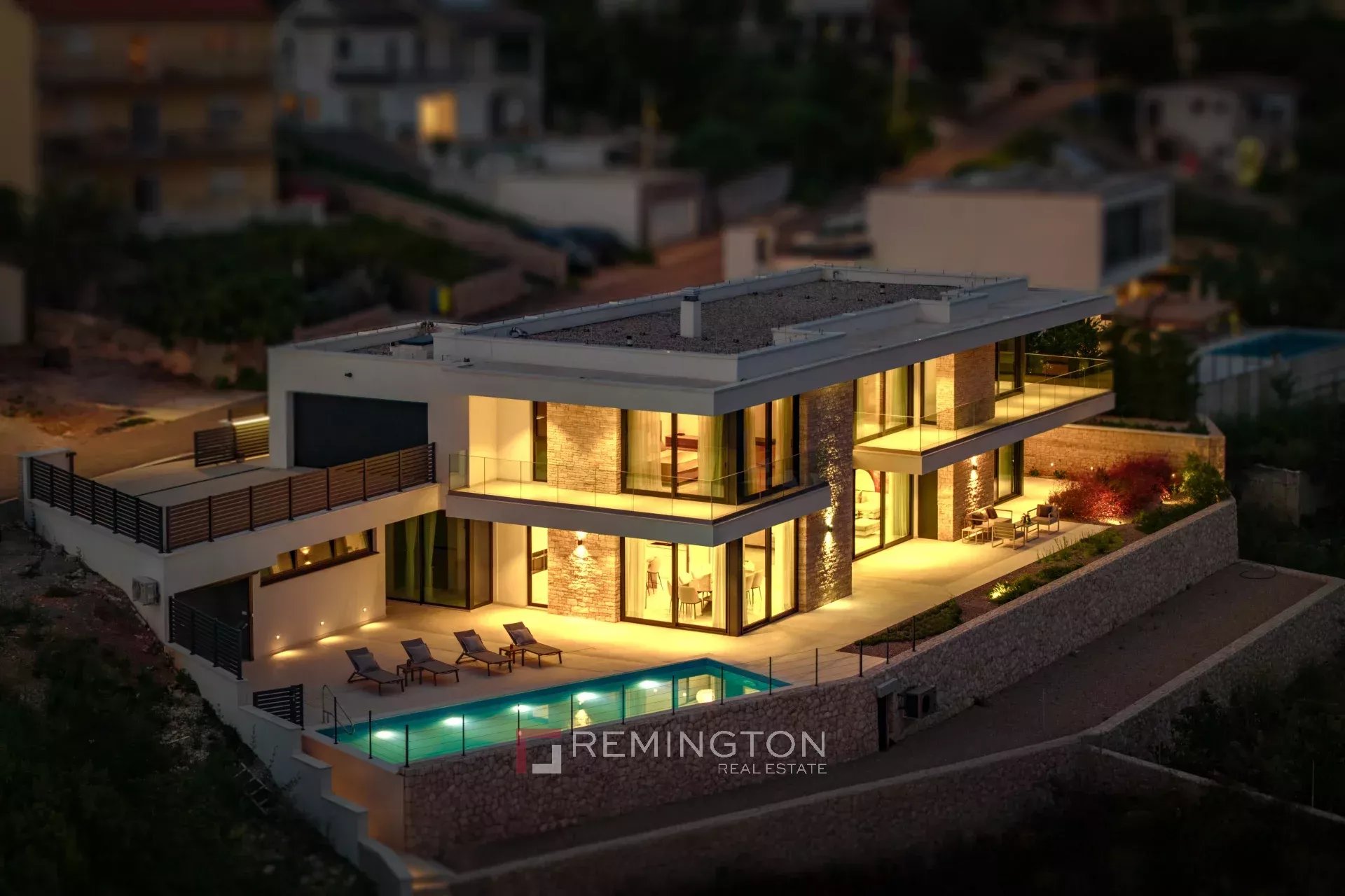 5 Bedroom Villa/Townhouse's Image 30