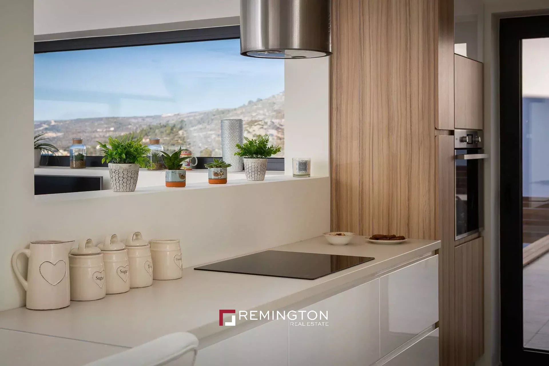 4 Bedroom Villa/Townhouse's Image 9