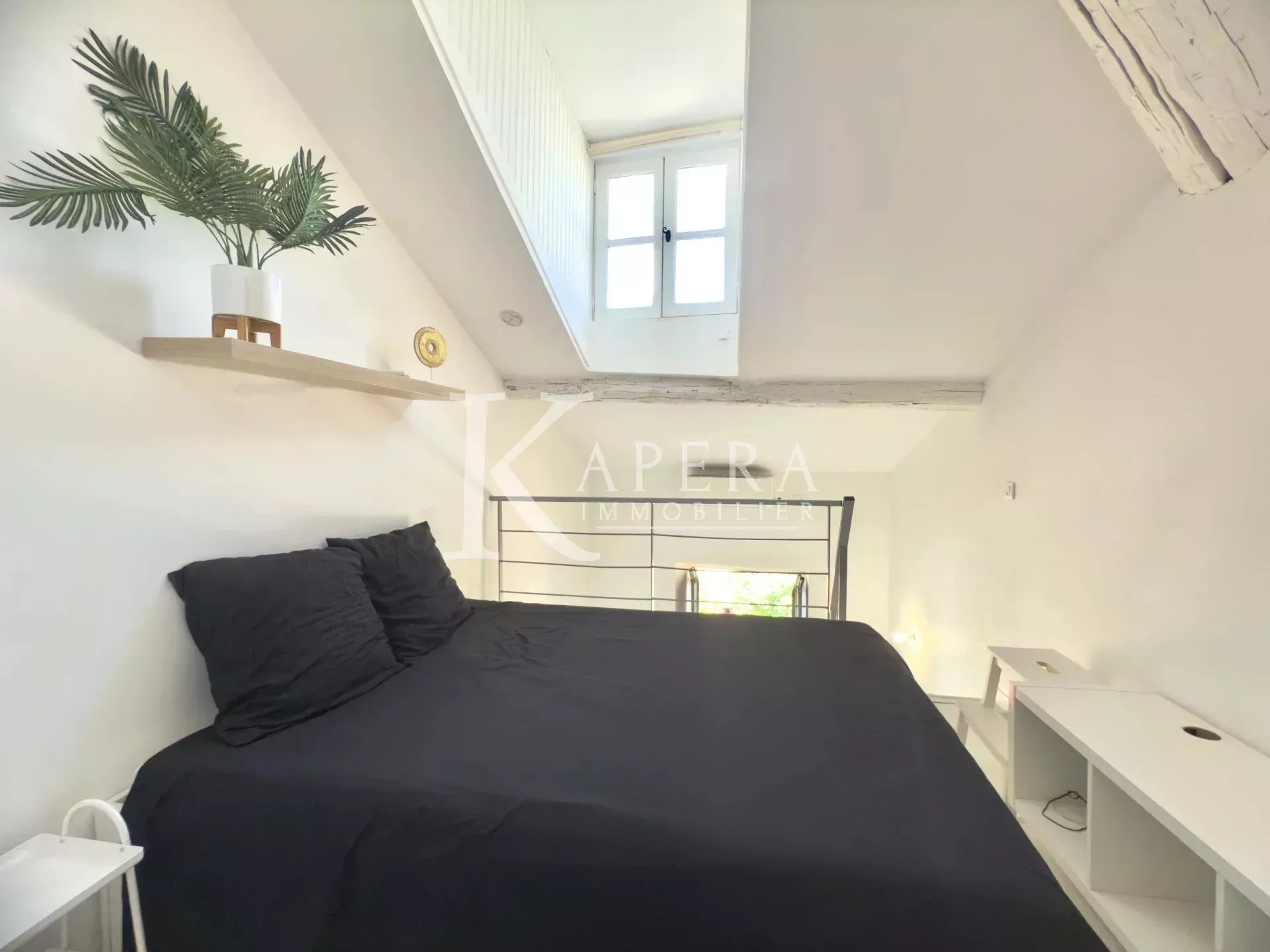 LOCATION DUPLEX MEUBLÉ - PLACE GARIBALDI