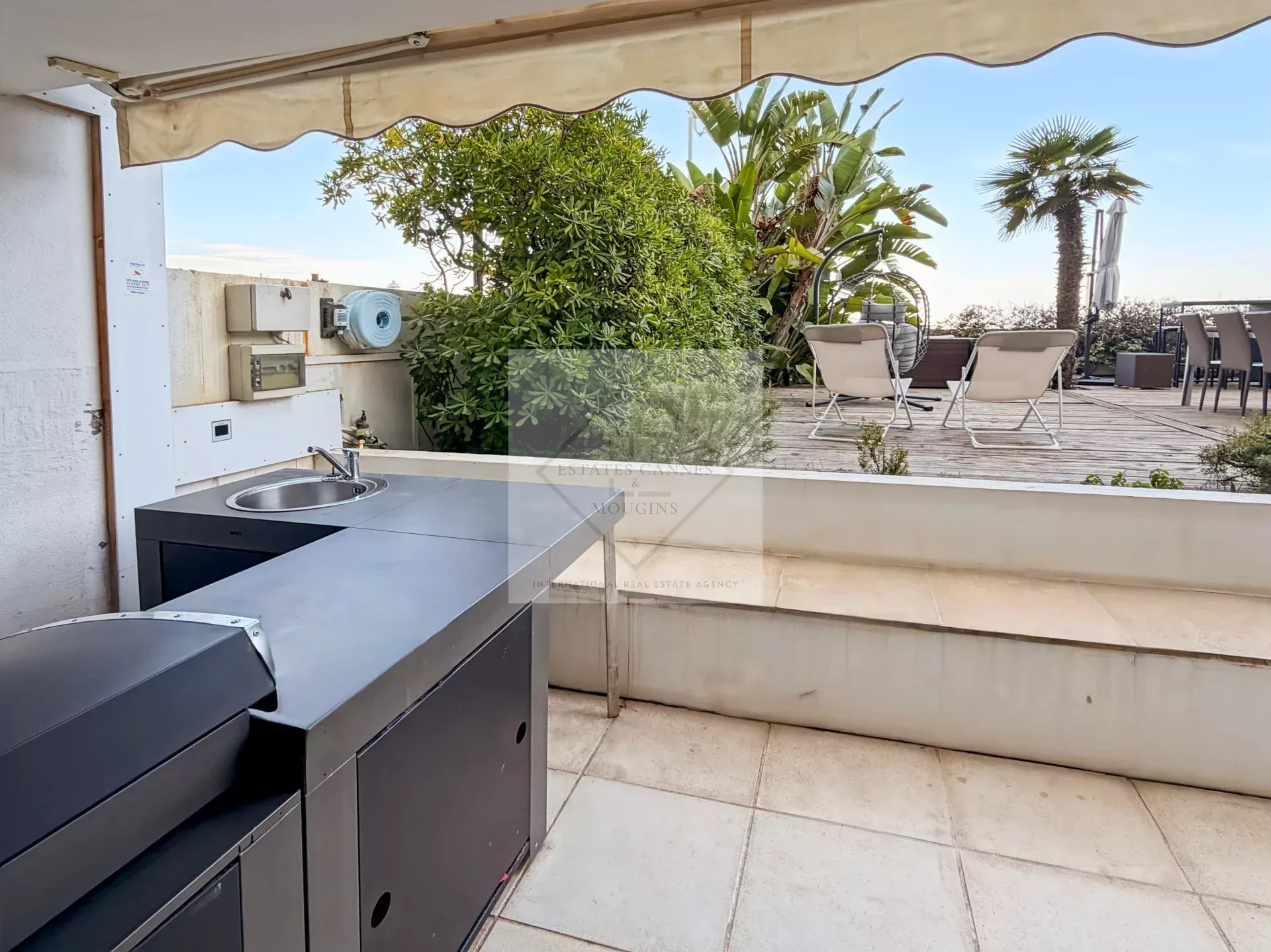ACCÈS PLAGE DIRECT — APPARTEMENT 3 PIÈCES EN PREMIÈRE LIGNE AVEC VUE MER — photo 12