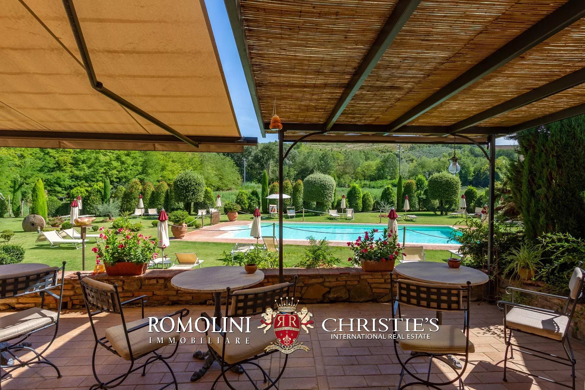 16 Bedroom Villa/Townhouse's Image 19