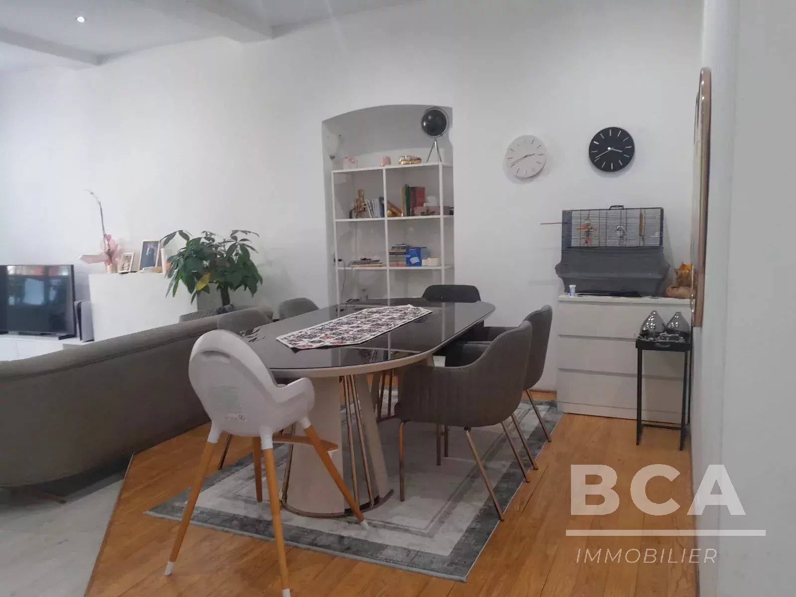 Agence immobilière de 