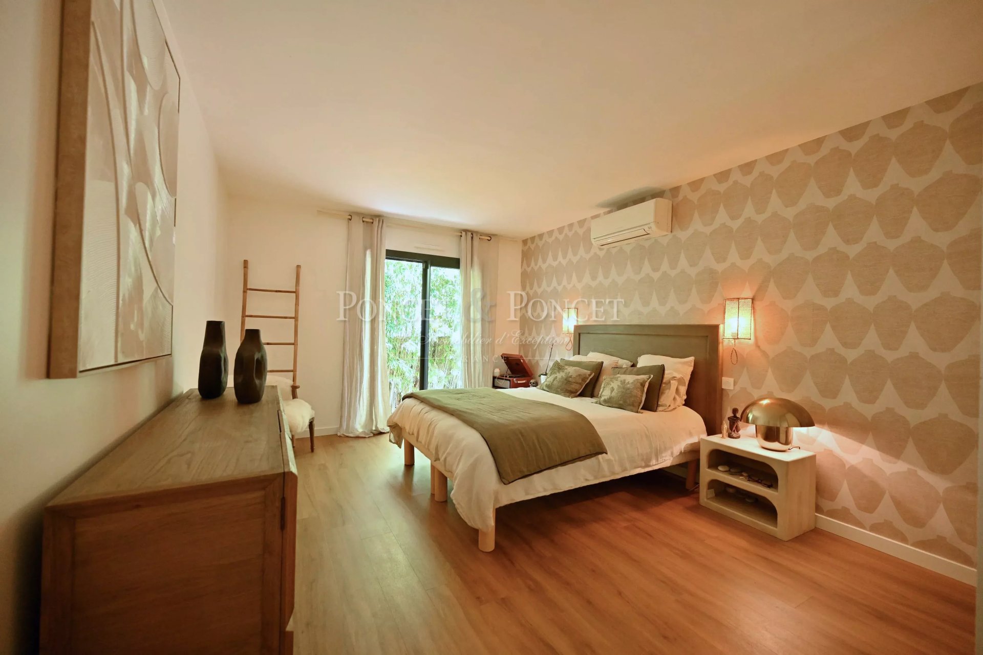 4 Bedroom Villa/Townhouse's Image 10