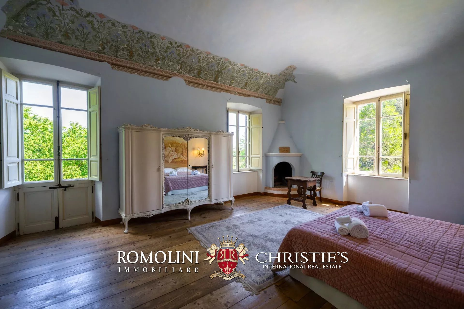 26 Bedroom Villa/Townhouse's Image 35