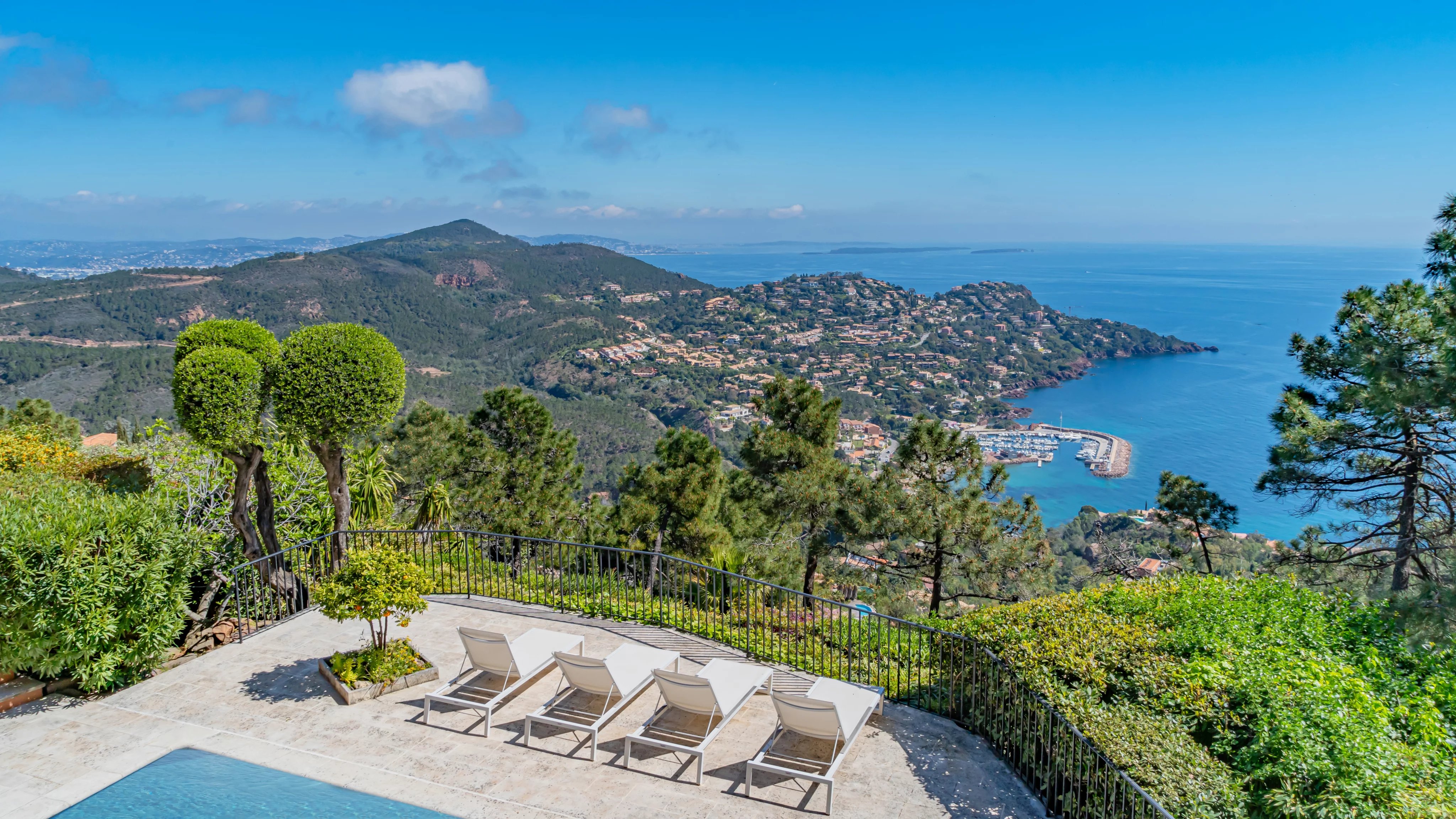 Villa provençale avec vue mer panoramique