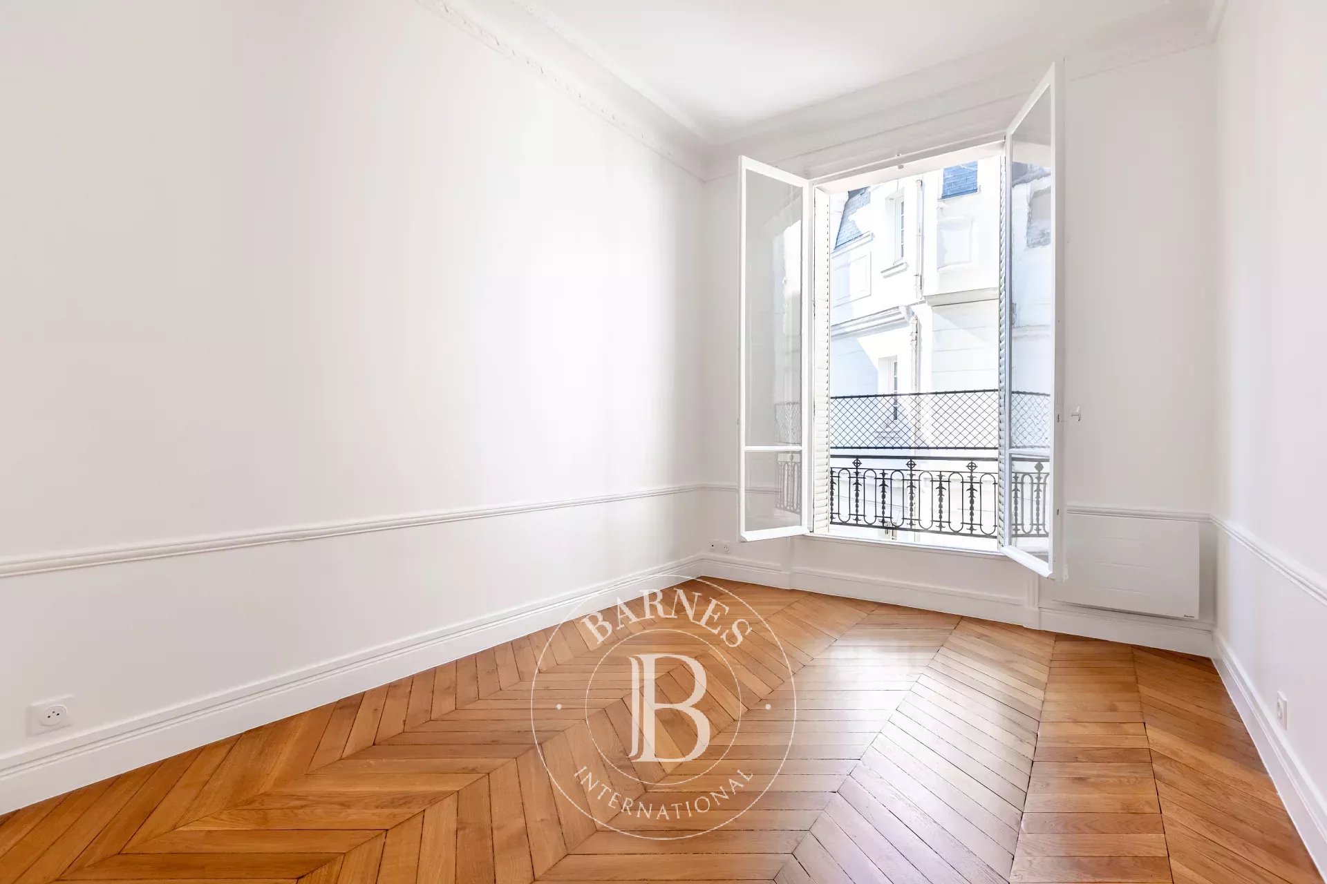 Daire Paris 16ème - picture 9