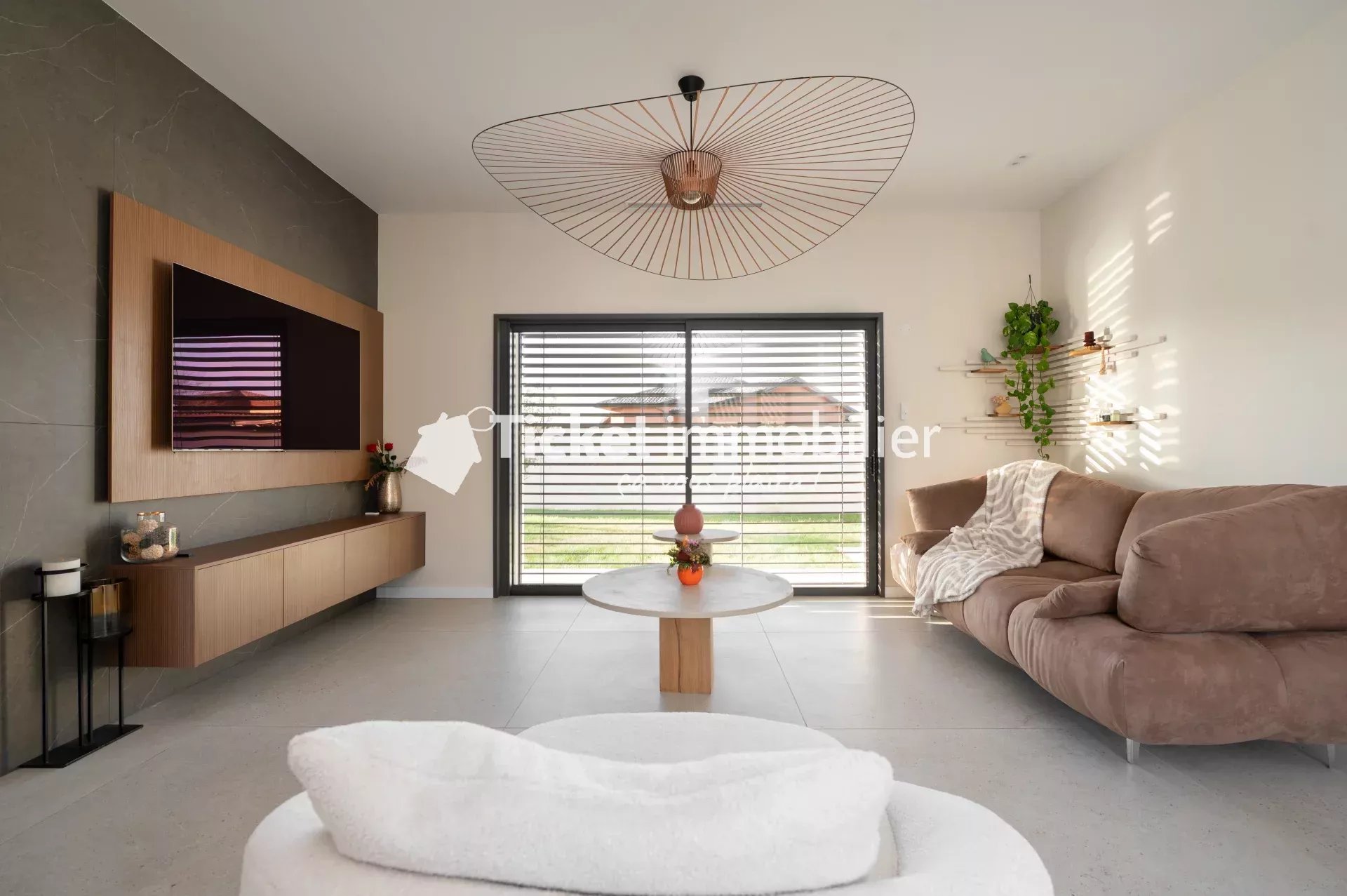 VILLA CONTEMPORAINE T4 160m2 NEUVE AVEC DOUBLE GARAGE, CLIMATISATION GAINABLE, SUPERBES PRESTATIONS, 1111m2 DE TERRAIN ... — photo 6