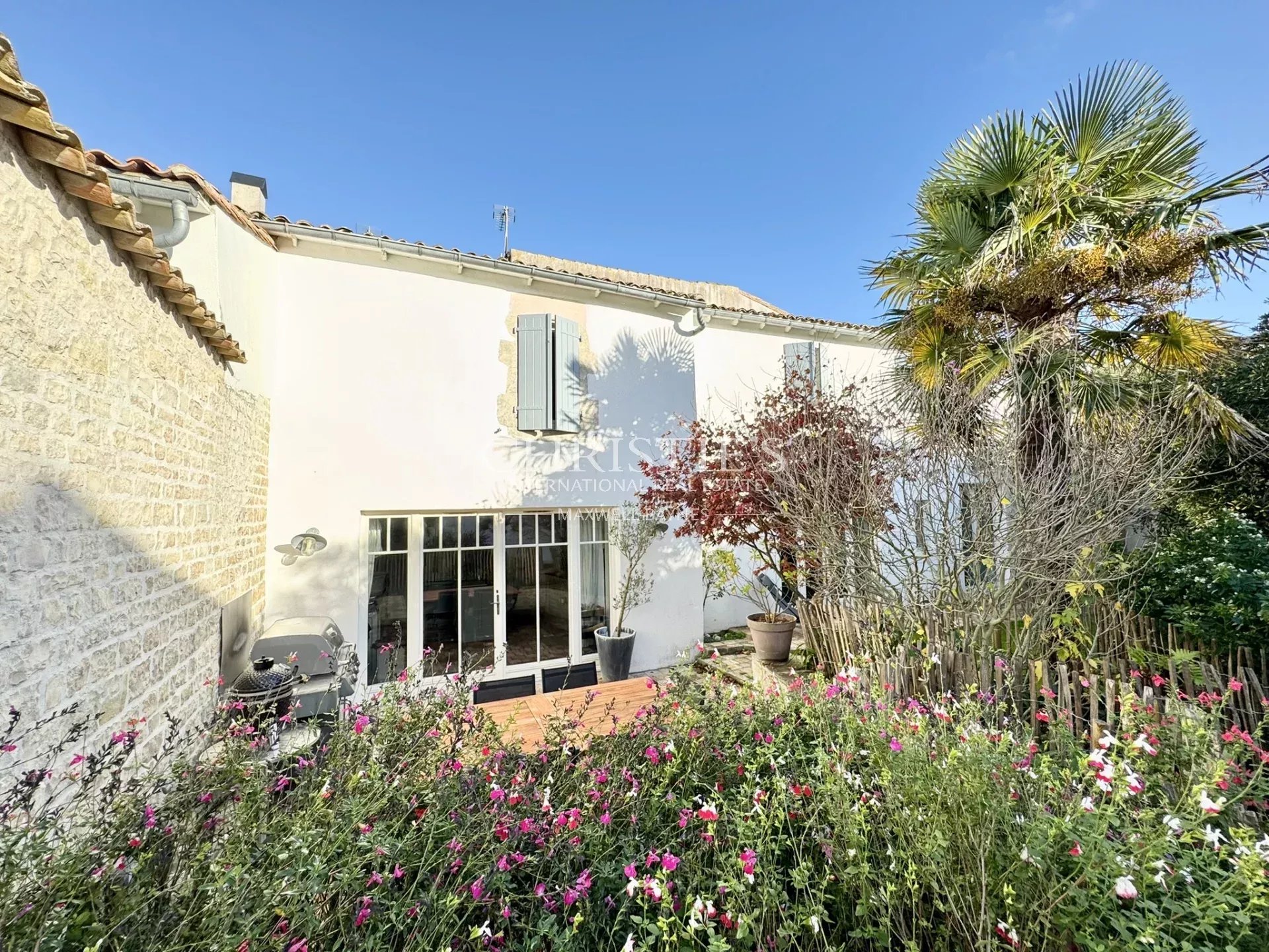 5 Bedroom Villa/Townhouse's Image 28