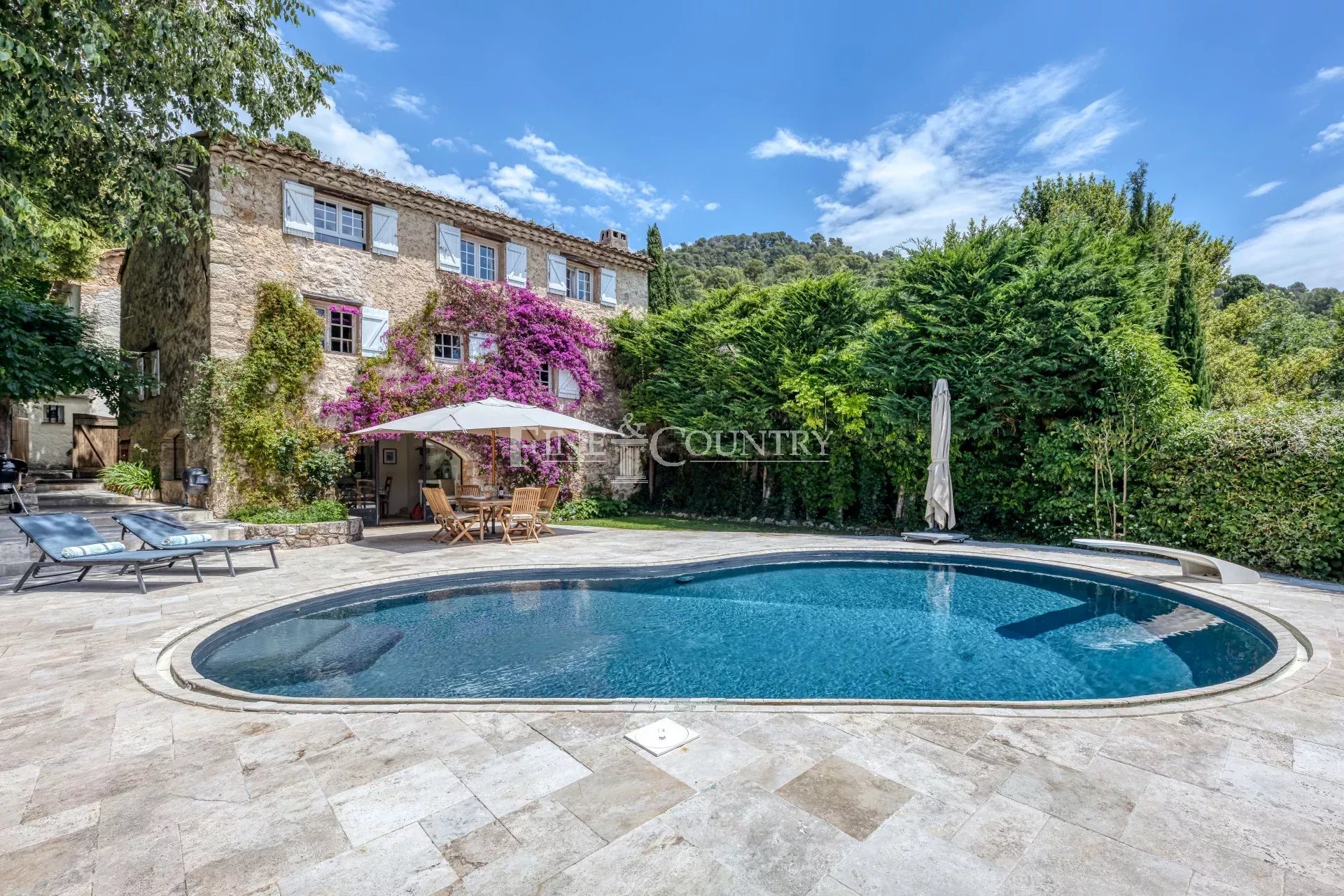 Photo of For Sale Stone property in Cabris