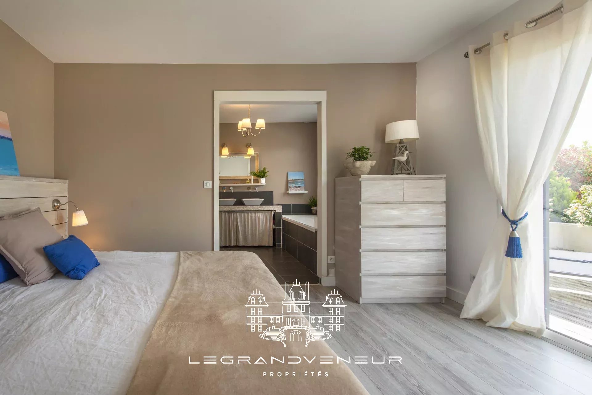 Sale House Barbizon